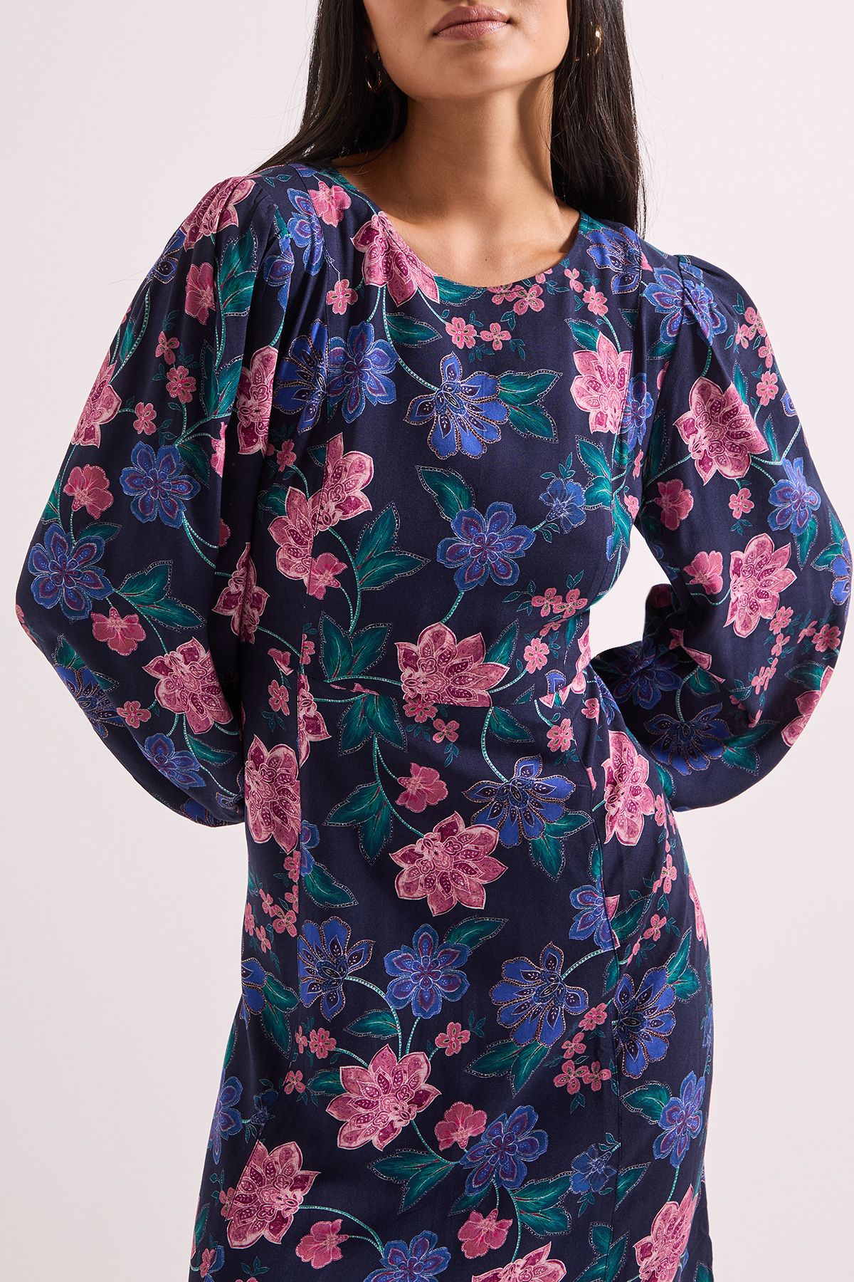 Dorothy Perkins Petite Blue Floral Empire Seam Split Detail Printed Midi Dress Floral image 2