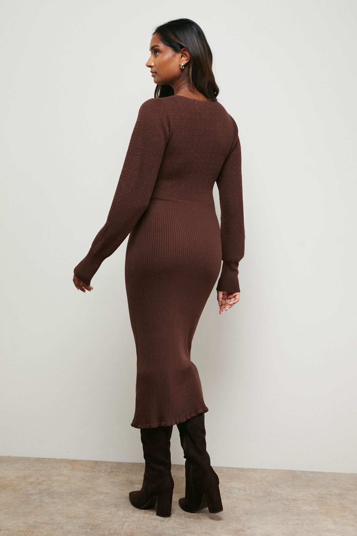 Oasis Scallop Neck Knitted Midi Dress Chocolate image 3