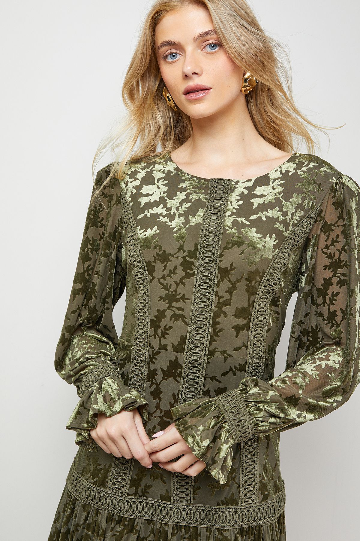 Oasis Trim Panelled Boho Maxi Dress Olive image 2