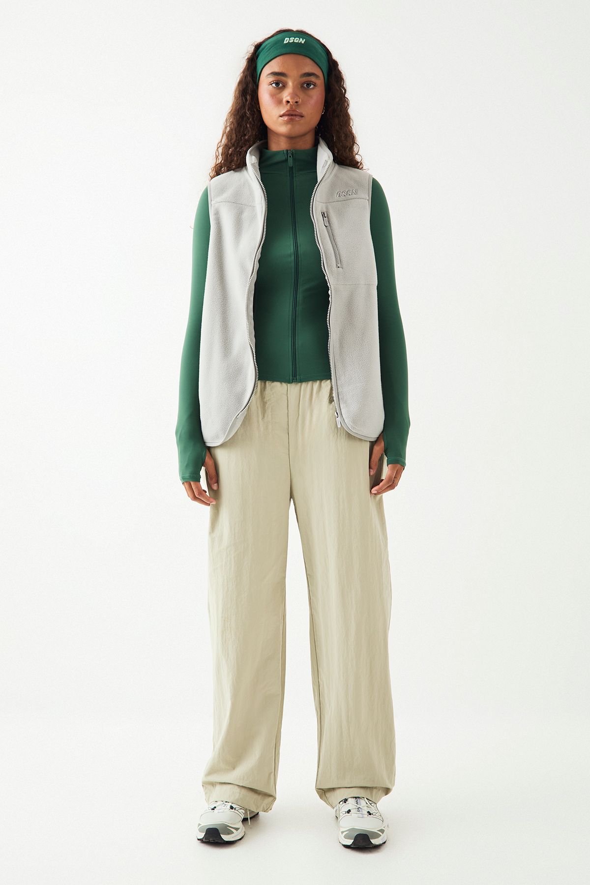 DSGN Studio DSGN Studio Sport Polar Fleece Pocket Detail Gilet Ice Grey image 5