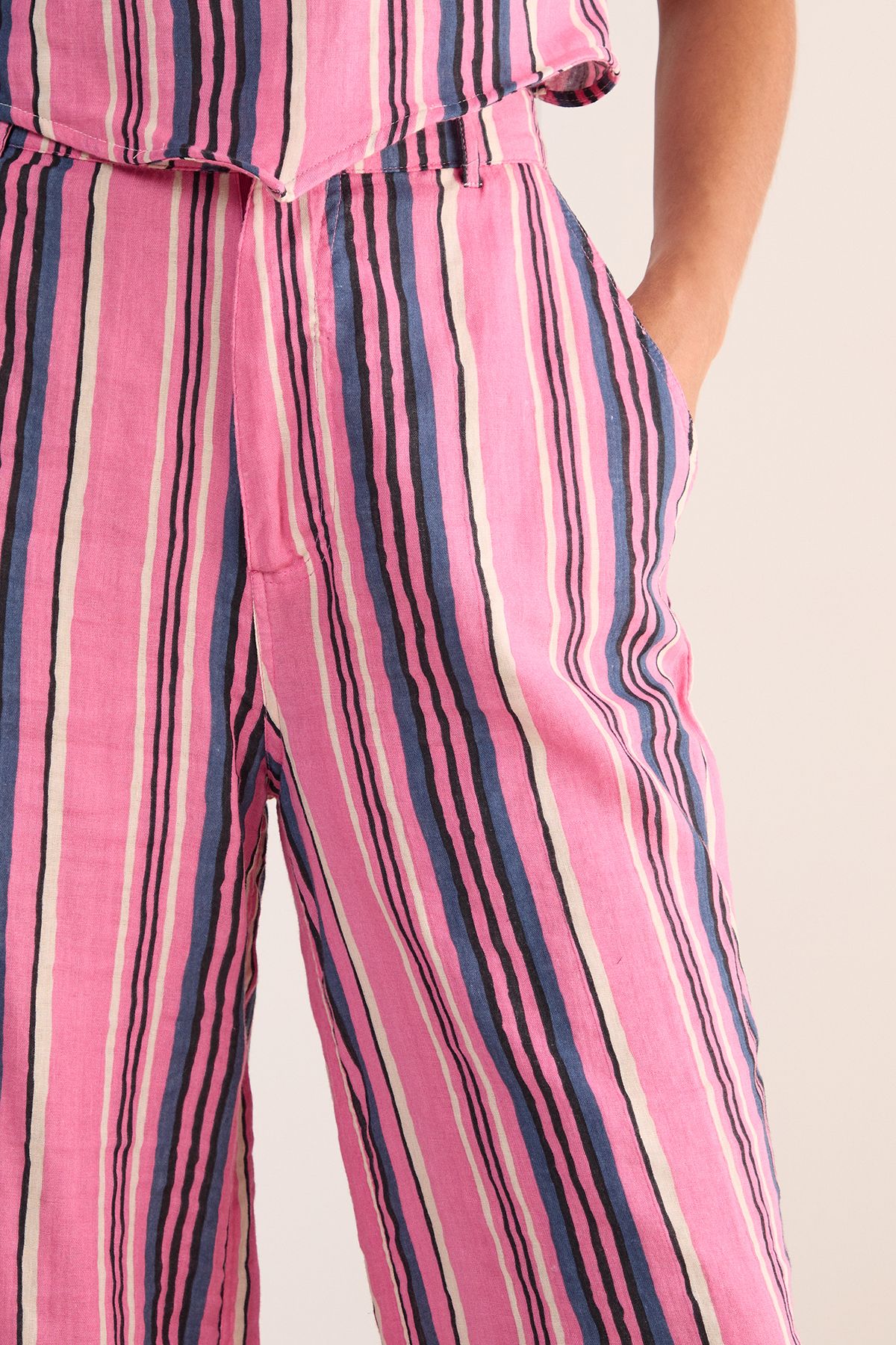 NastyGal Stripe Baggy Trouser Pink image 4