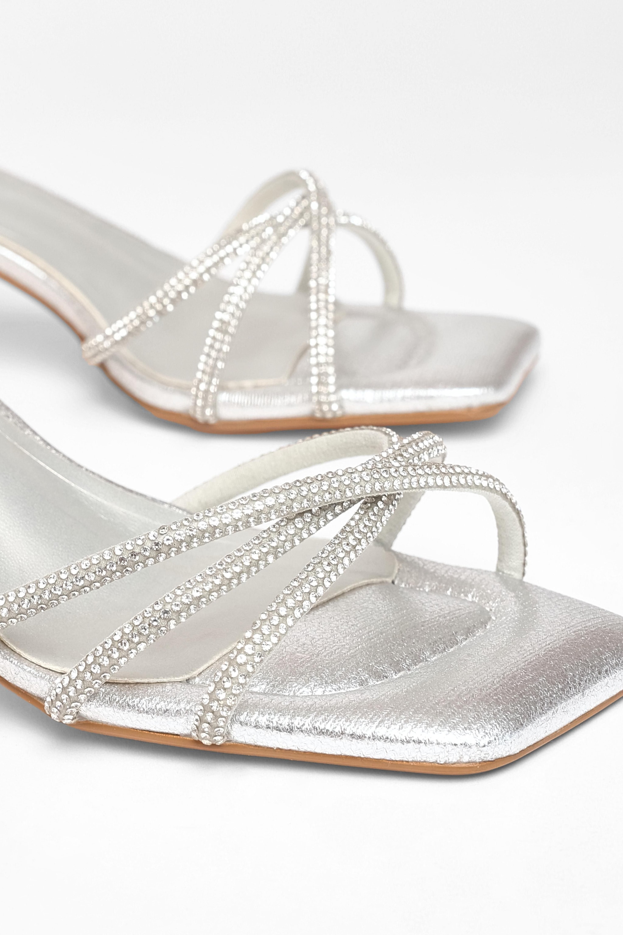 Quiz Silver Wide Fit Diamante Strap Block Heels image 4