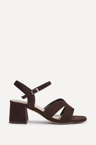 Linzi Empire Wide Fit Brown Faux Suede Link Detail Block Heels