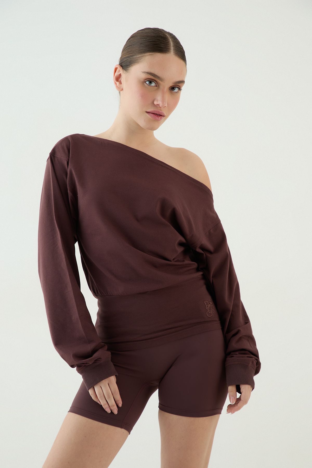 DSGN Studio DSGN Studio Off The Shoulder Cinched Waist Long Sleeve Top Chocolate