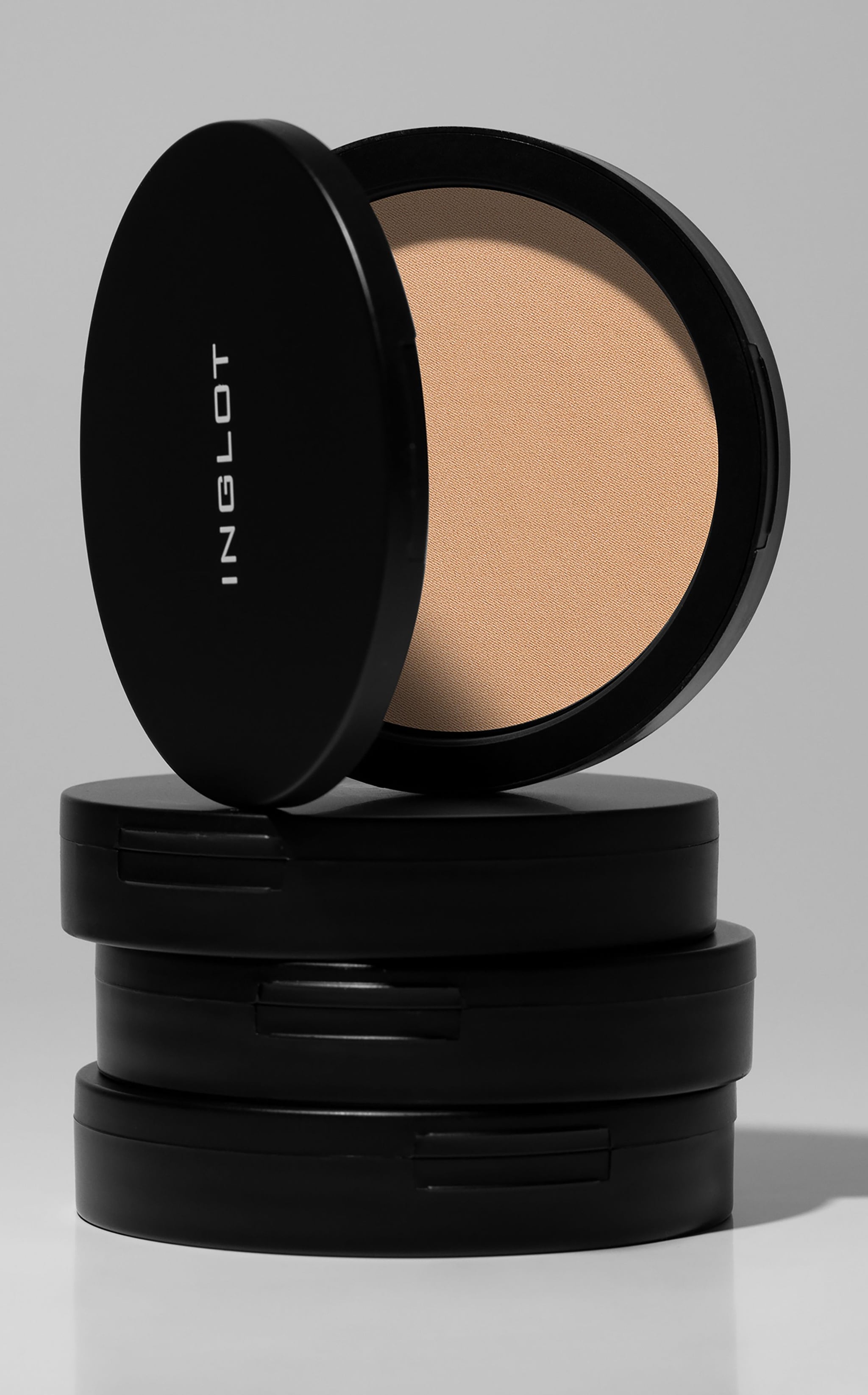 INGLOT Freedom System Satin Skin Pressed Powder image 5