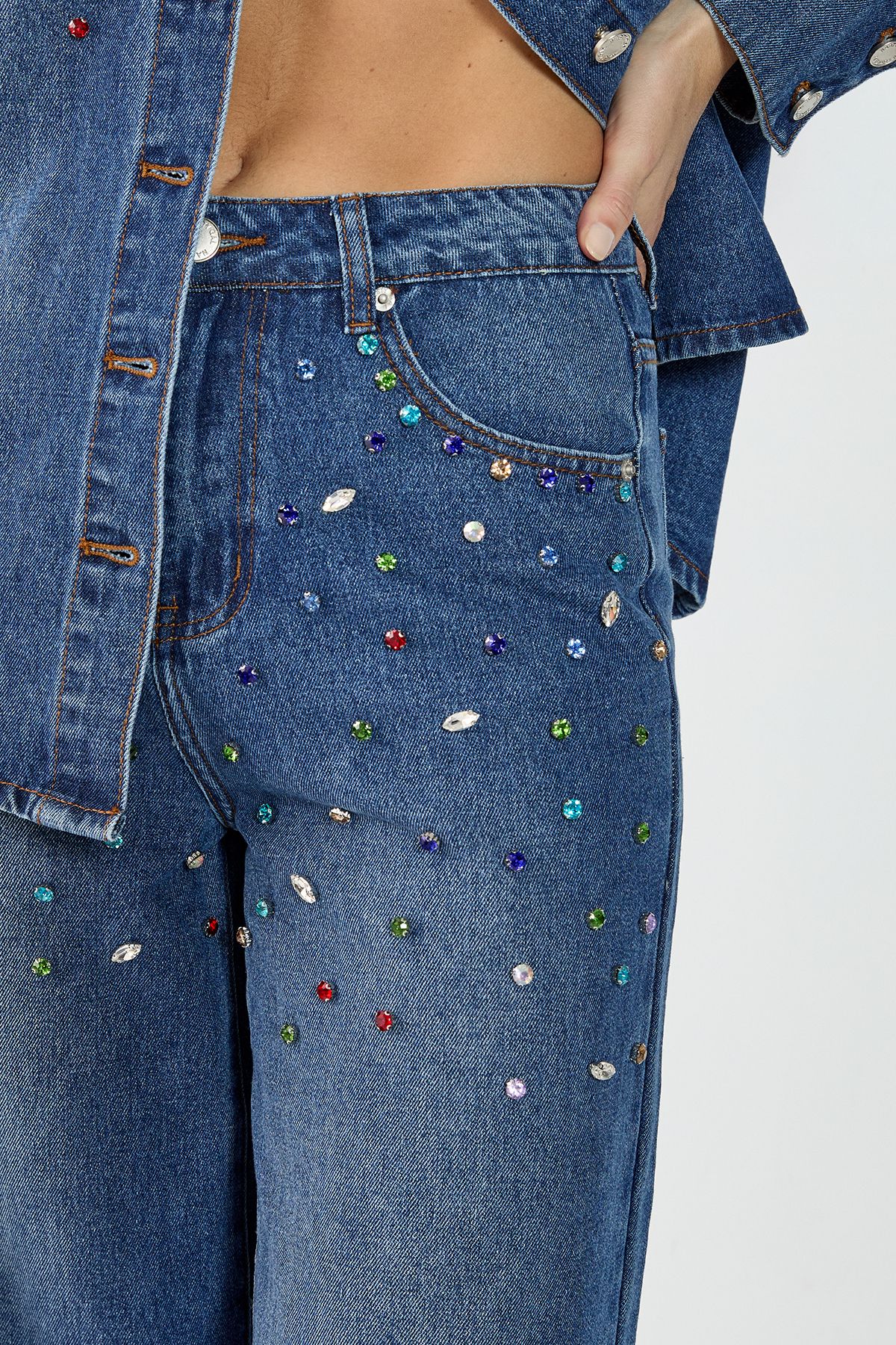 NastyGal Denim Jewel Baggy Jeans Authentic Midwash image 5