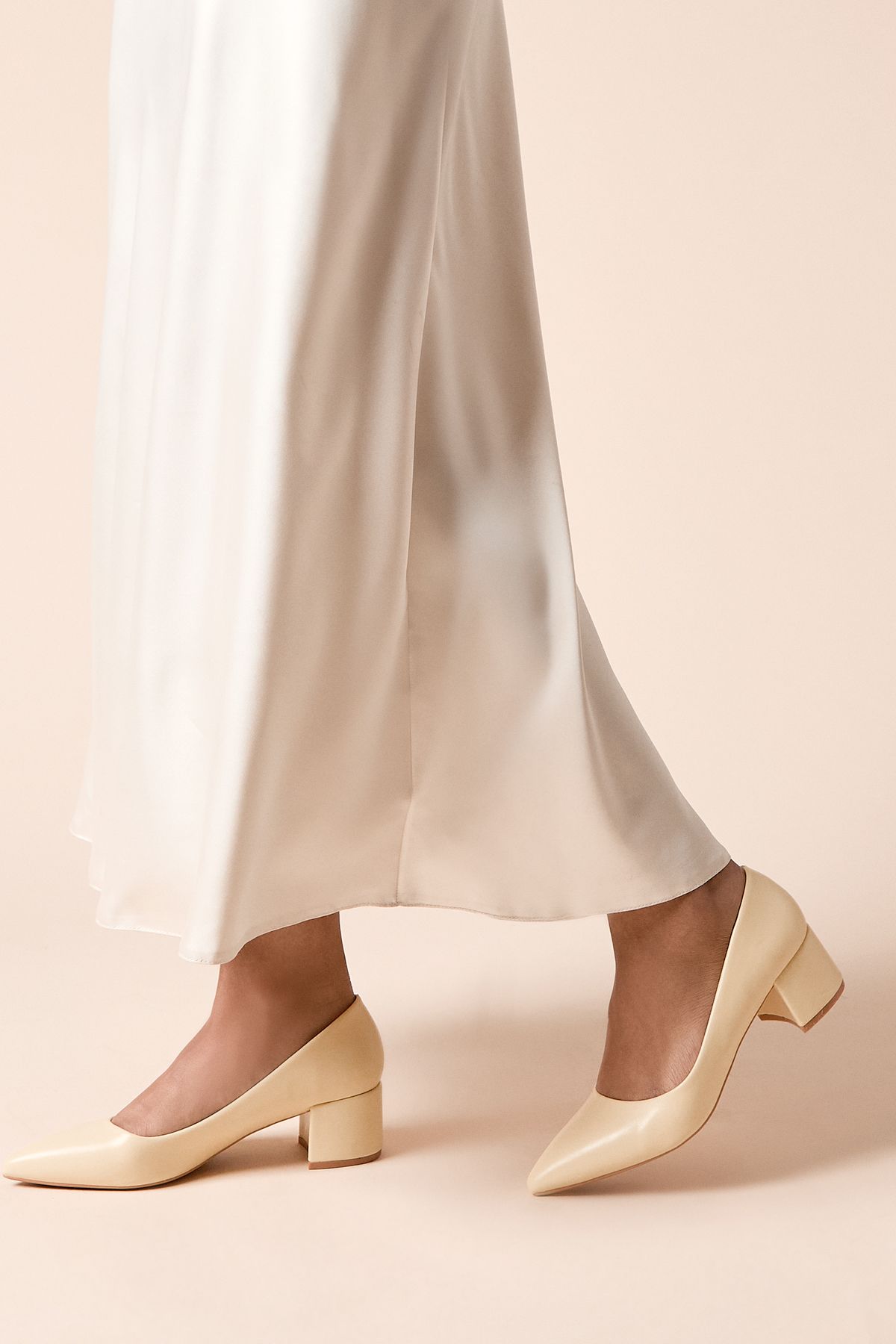 Dorothy Perkins Belinda Faux Leather Pointed Medium Block Heel Court Shoes Yellow image 3