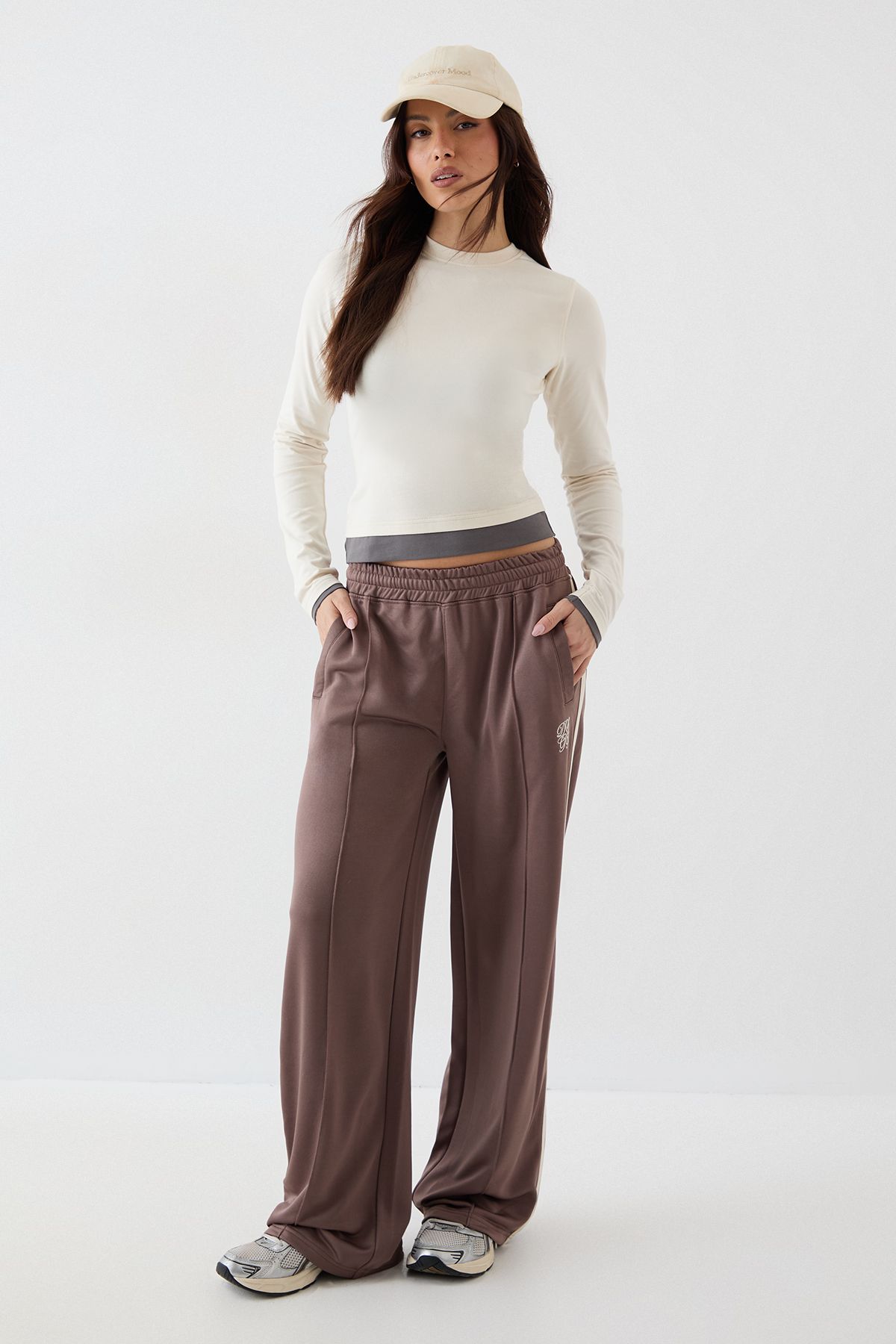 DSGN Studio DSGN Studio Contrast Long Sleeve Top Stone image 3