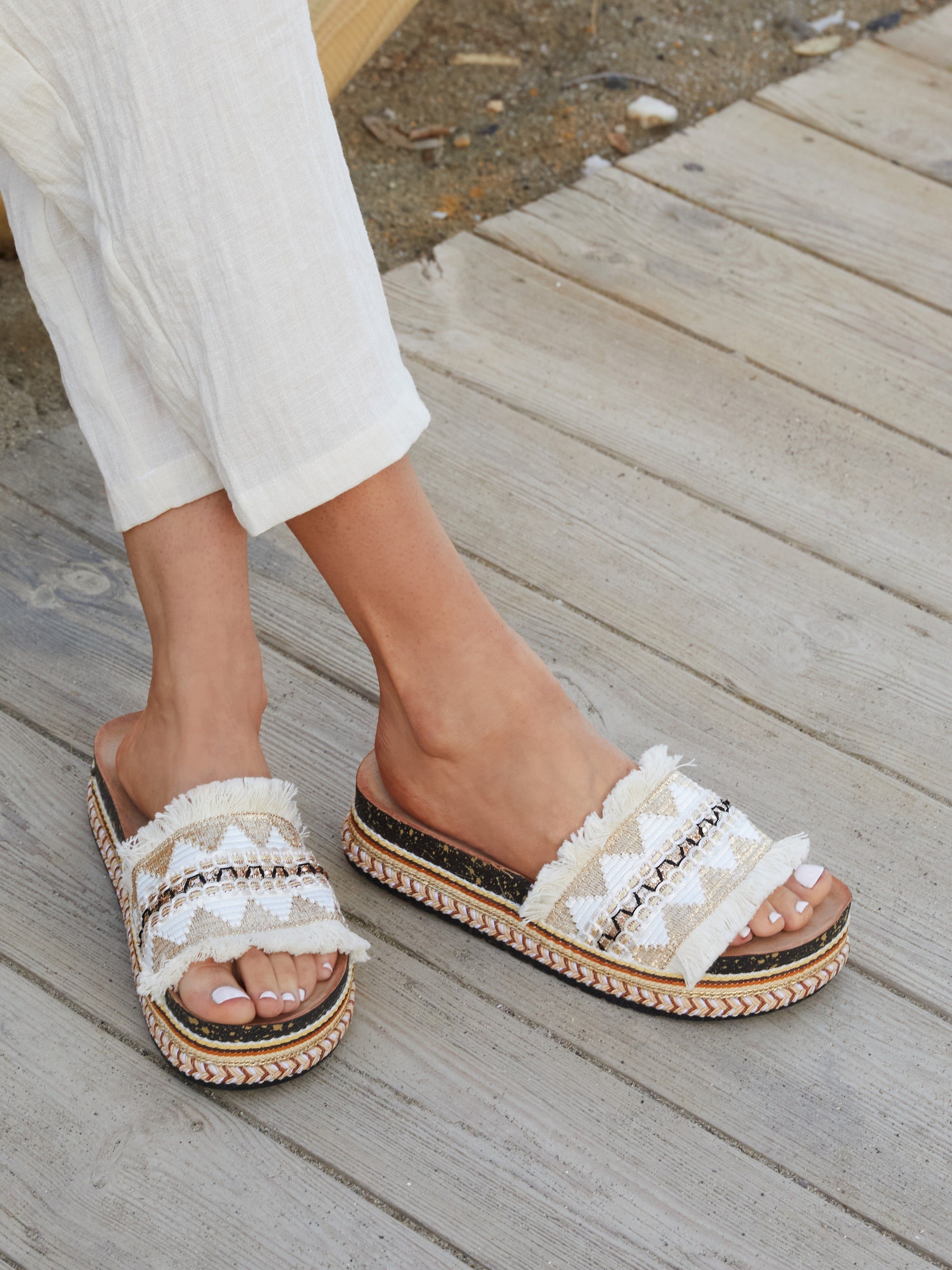 Linzi Janelle Neutral Flatform Slip On Sandal image 6