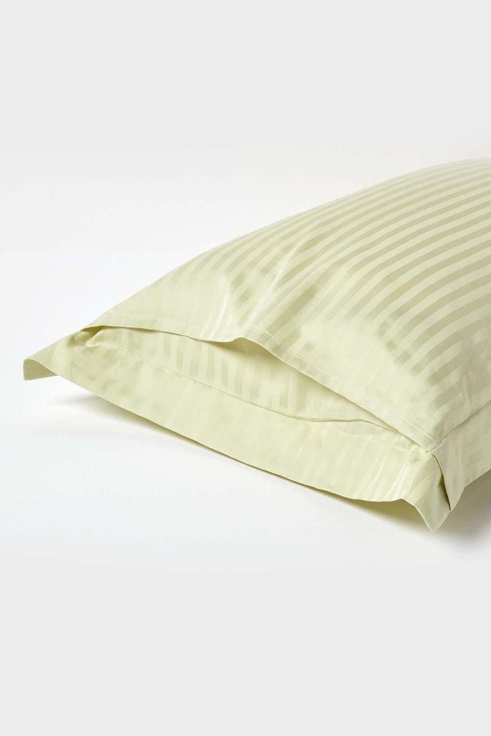 Homescapes Egyptian Cotton Satin Stripe Oxford Pillowcase 330 TC image 3