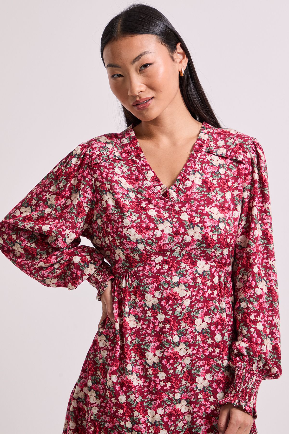 Dorothy Perkins Petite Frill Detail Tiered Smock Printed Mini Dress Pink image 3