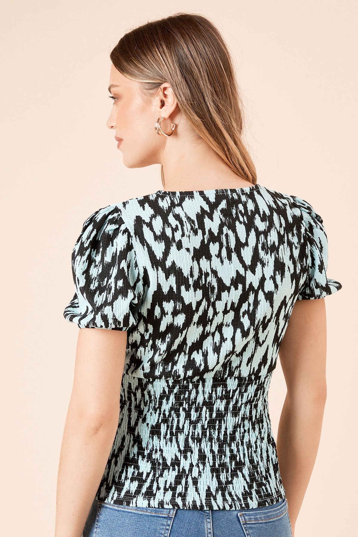 Dorothy Perkins Blue Leopard Shirred Detail Puff Sleeve Top Leopard image 5