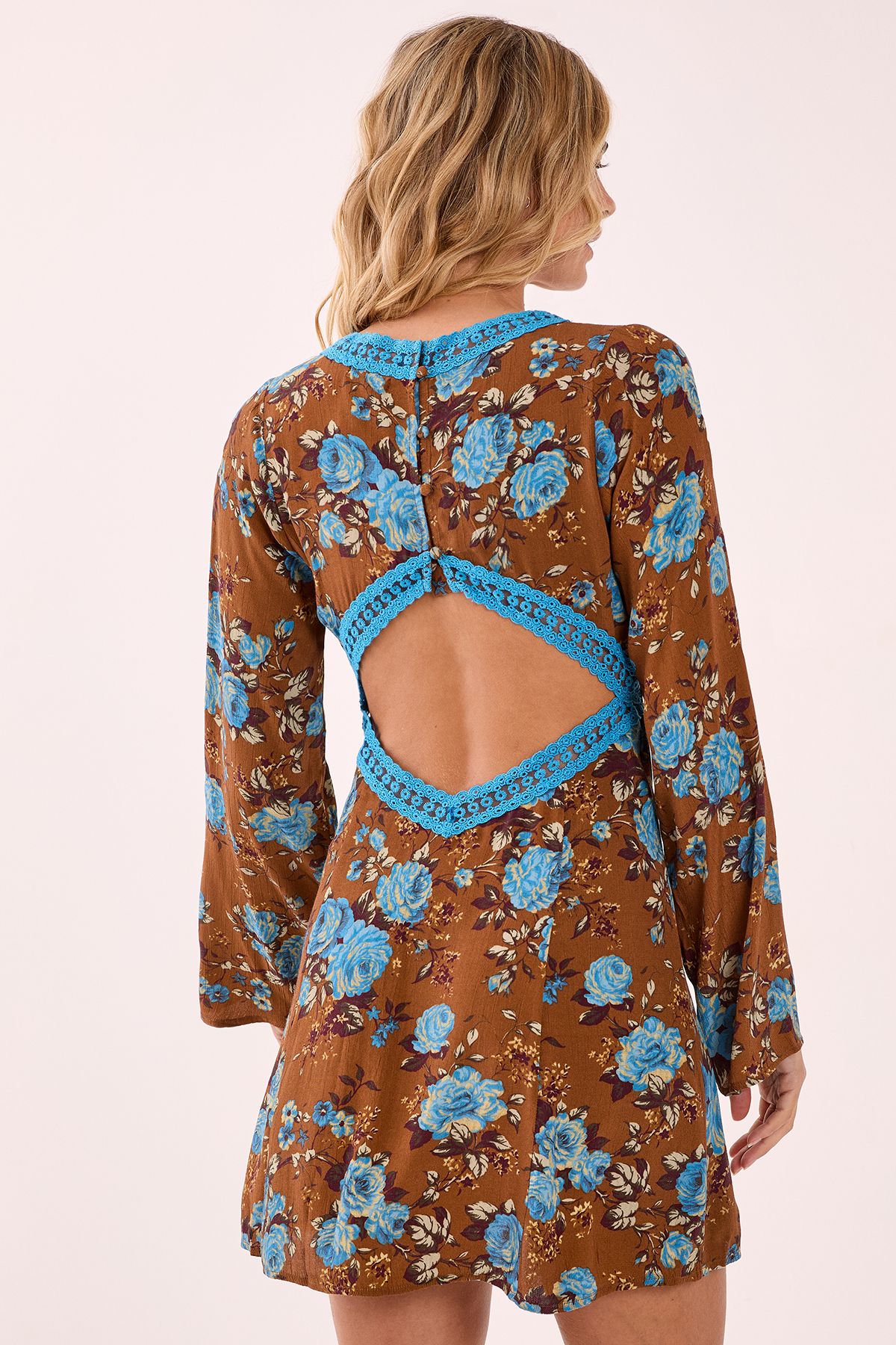 NastyGal Floral Lace Trim Cut Out Back Mini Dress Rust image 3