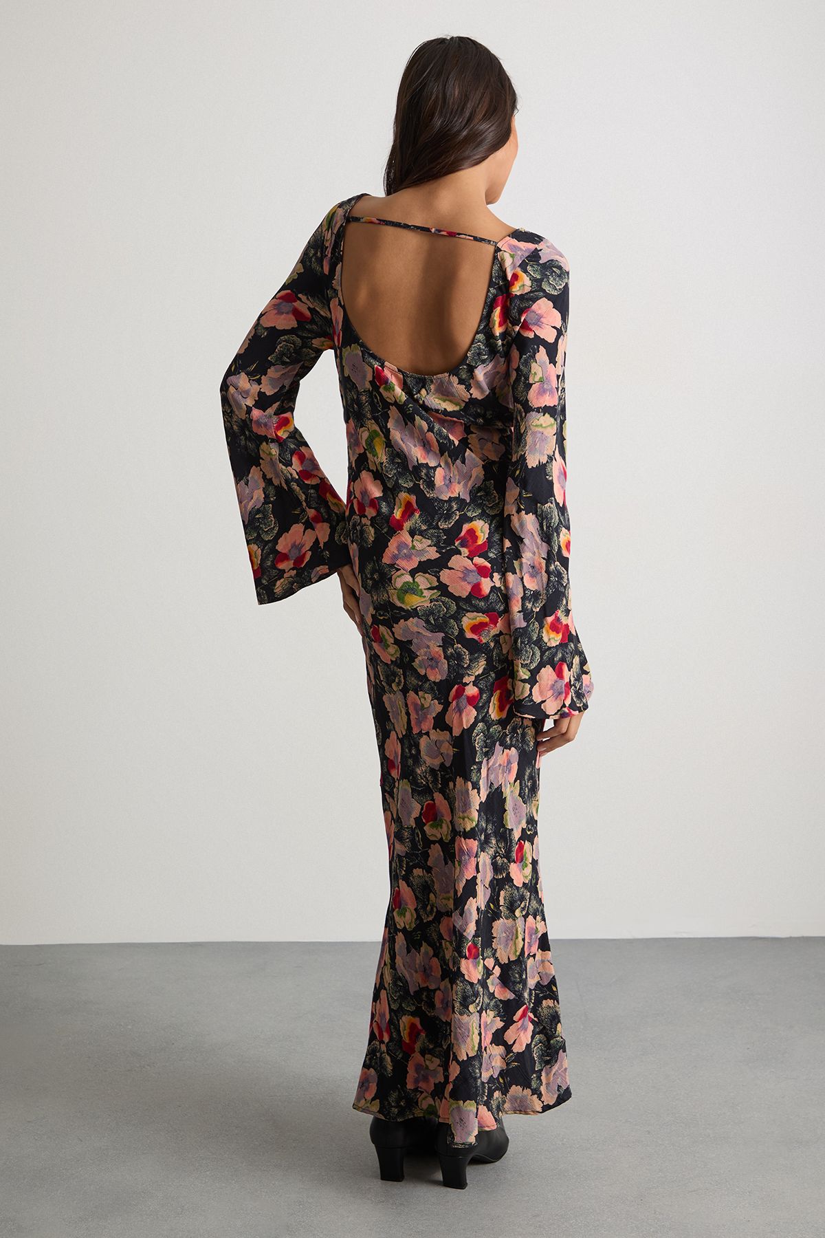 Warehouse Floral Bias Cut Scoop Back Midaxi Dress Floral image 3