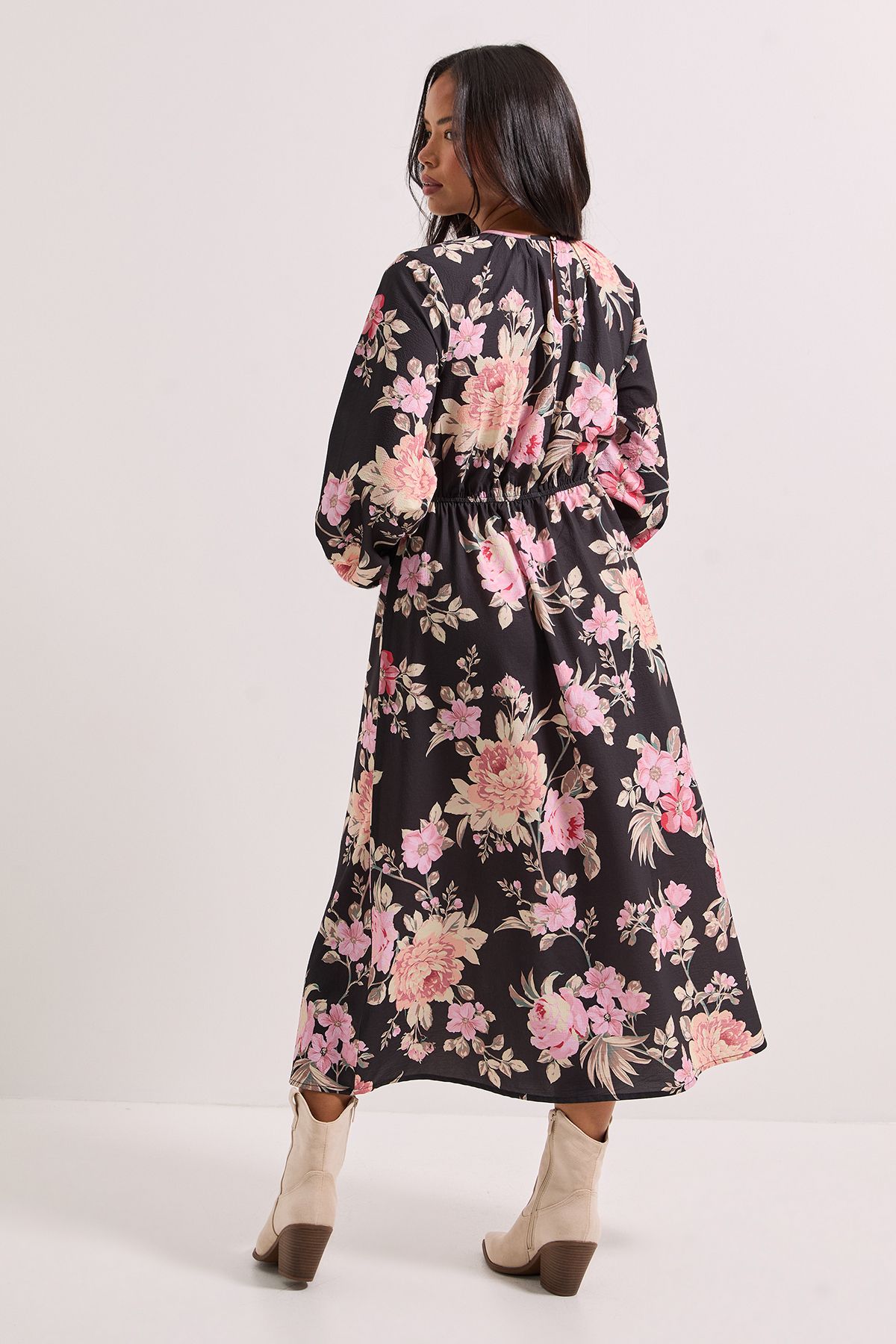 Dorothy Perkins Printed Tie Neck Blouson Sleeve Midi Dress Black image 3