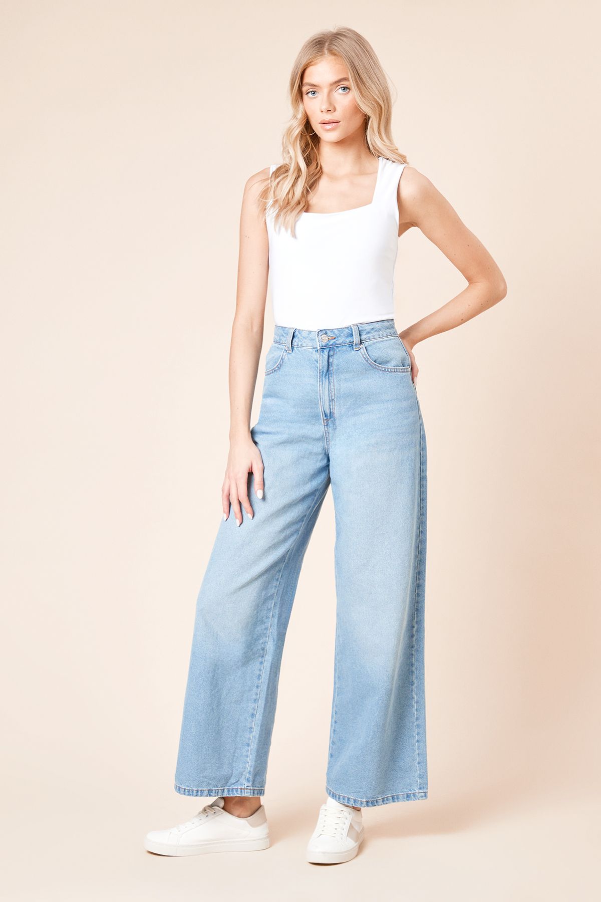 Dorothy Perkins Double Layer Square Neck Vest White image 3