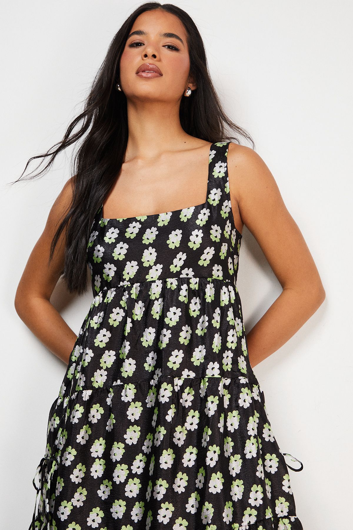Warehouse Square Neck Smock Midi Dress With Below Pocket Floral image 4