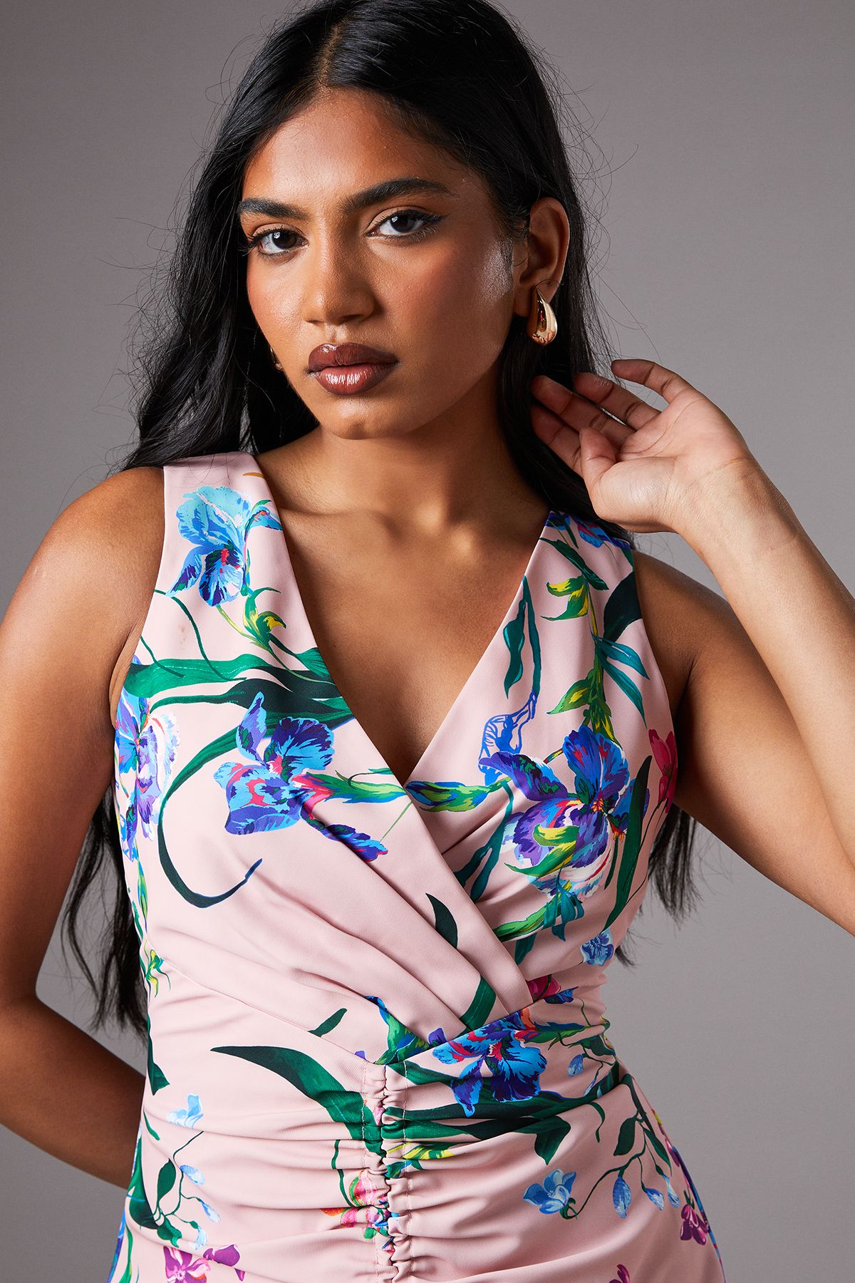 Coast Petite Printed Ruched Slinky Dress Blush image 3