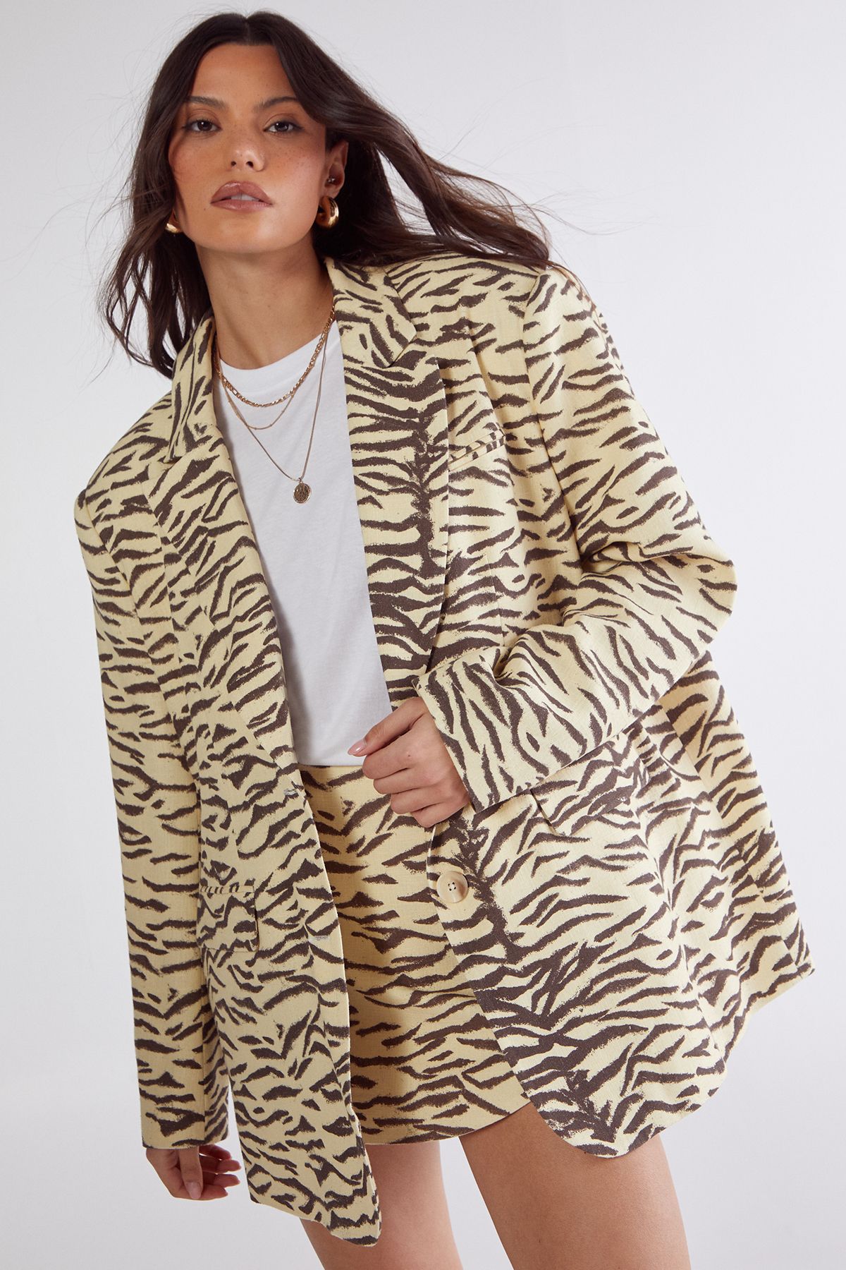 NastyGal Zebra Linen Print Oversized Blazer Butter image 2