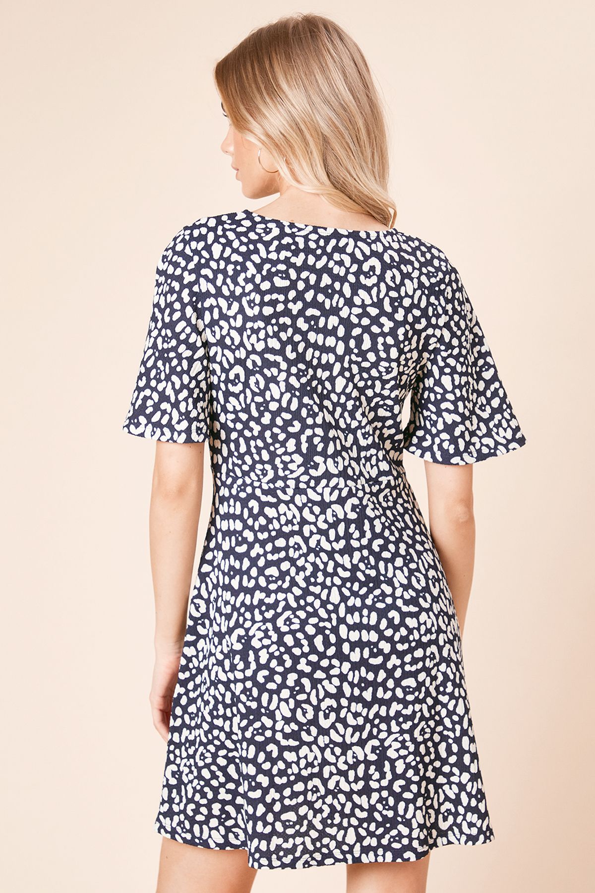 Dorothy Perkins Navy Leopard Angel Sleeve Mini Dress Leopard image 4