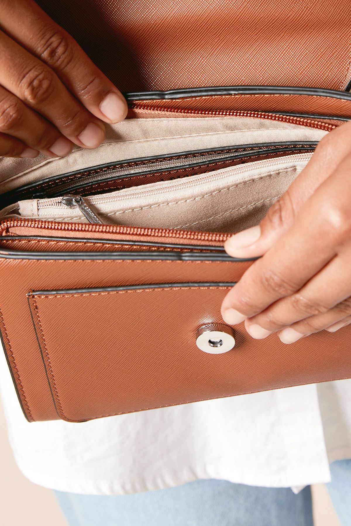 Dorothy Perkins Ivy Crossbody Bag With Buckle Detail Tan image 3