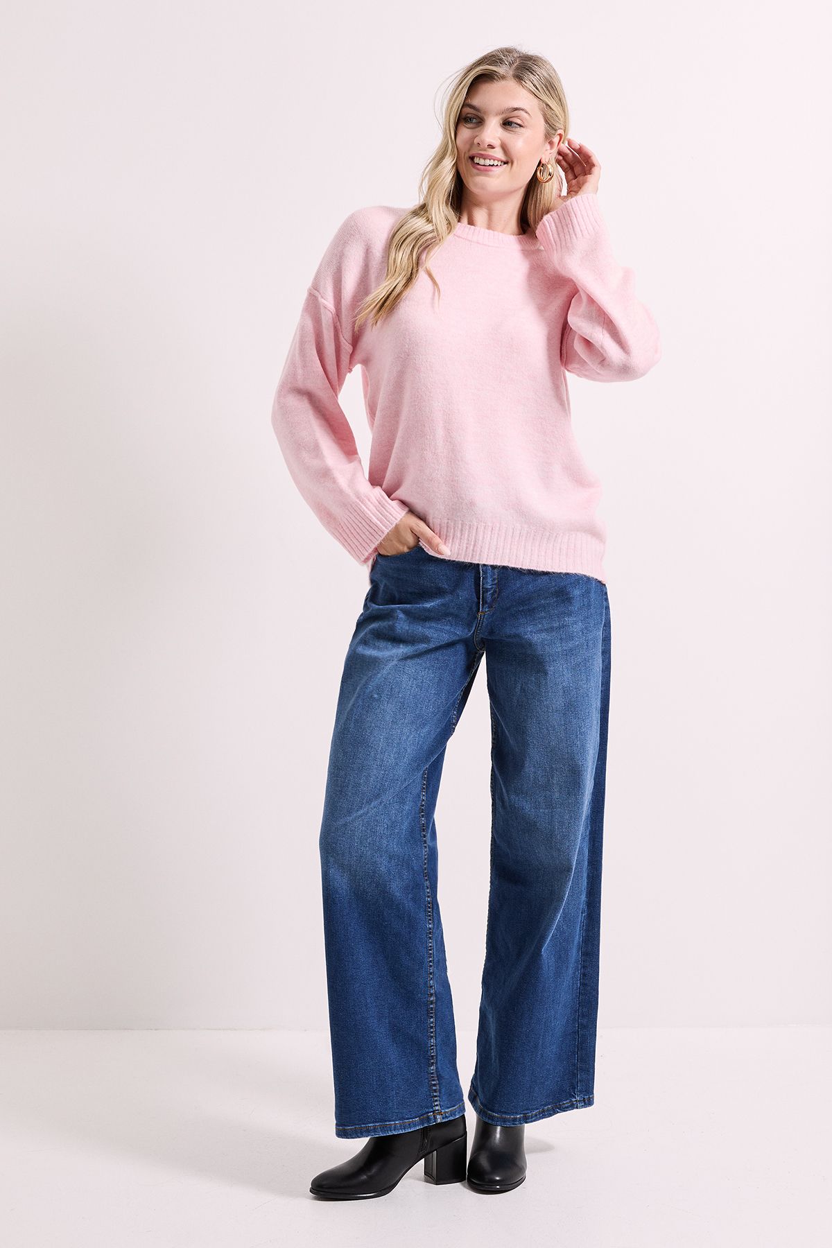 Dorothy Perkins Relaxed Crew Jumper Light Pink image 2