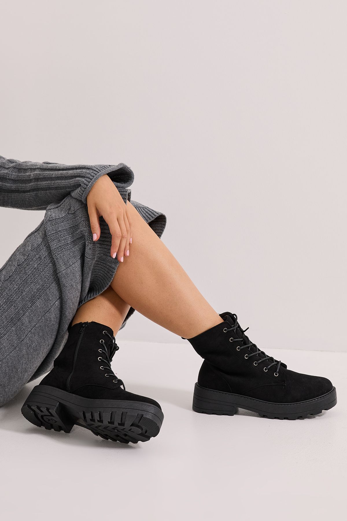 Dorothy Perkins Wide Fit Maryam Faux Leather Lace Up Chunky Ankle Boots Natural Black image 1