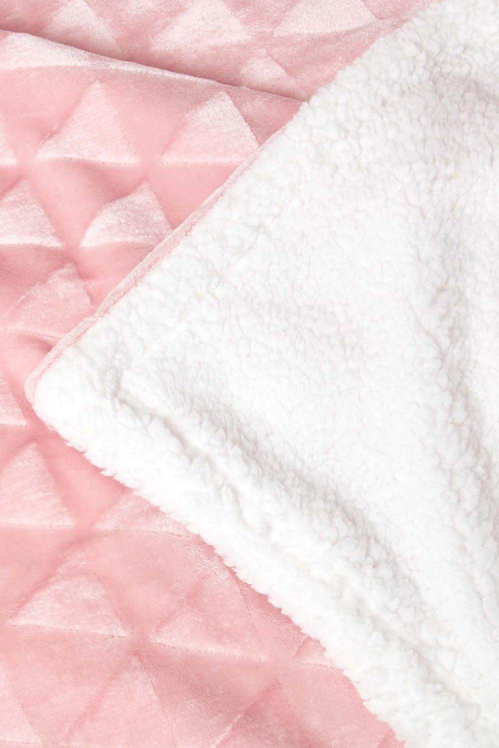 Homescapes Geometric Triangle Velvet Throw image 5