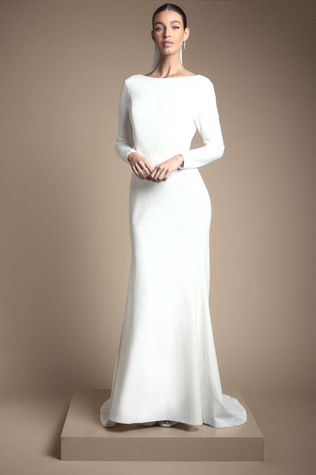 Coast Coast Honoured Slash Neck Puddle Wedding Dress Ivory