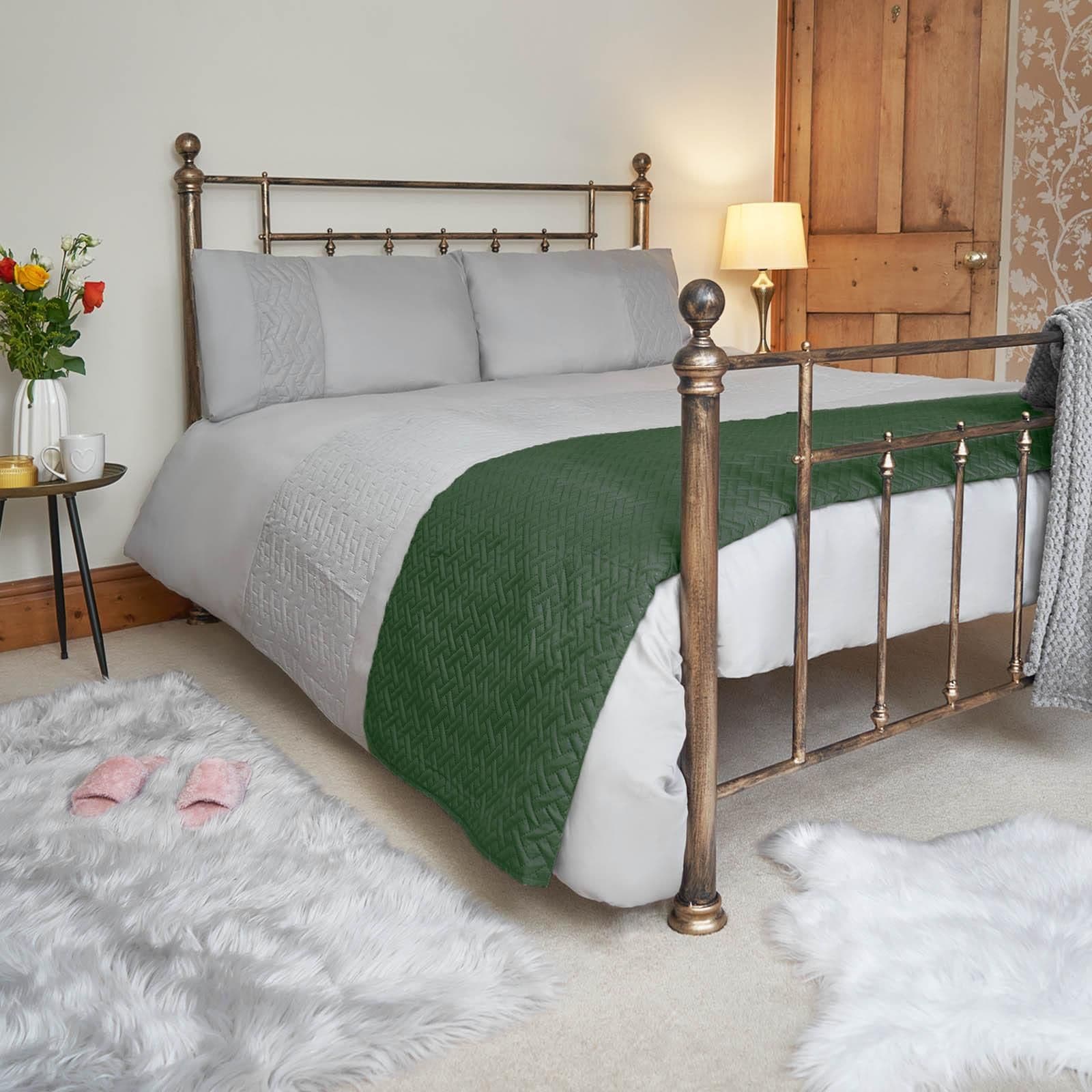 OHS Geo Pinsonic Throw Blanket Quilted Bedspread image 3