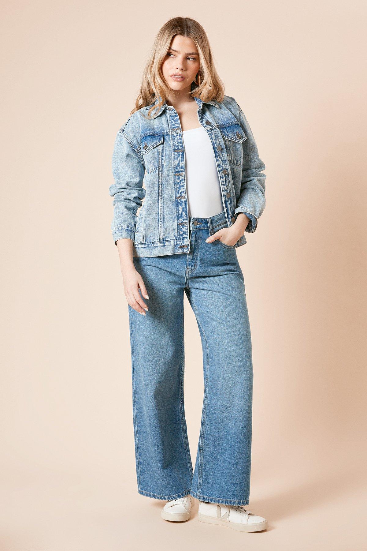 Dorothy Perkins Oversized Denim Jacket Light Wash image 2