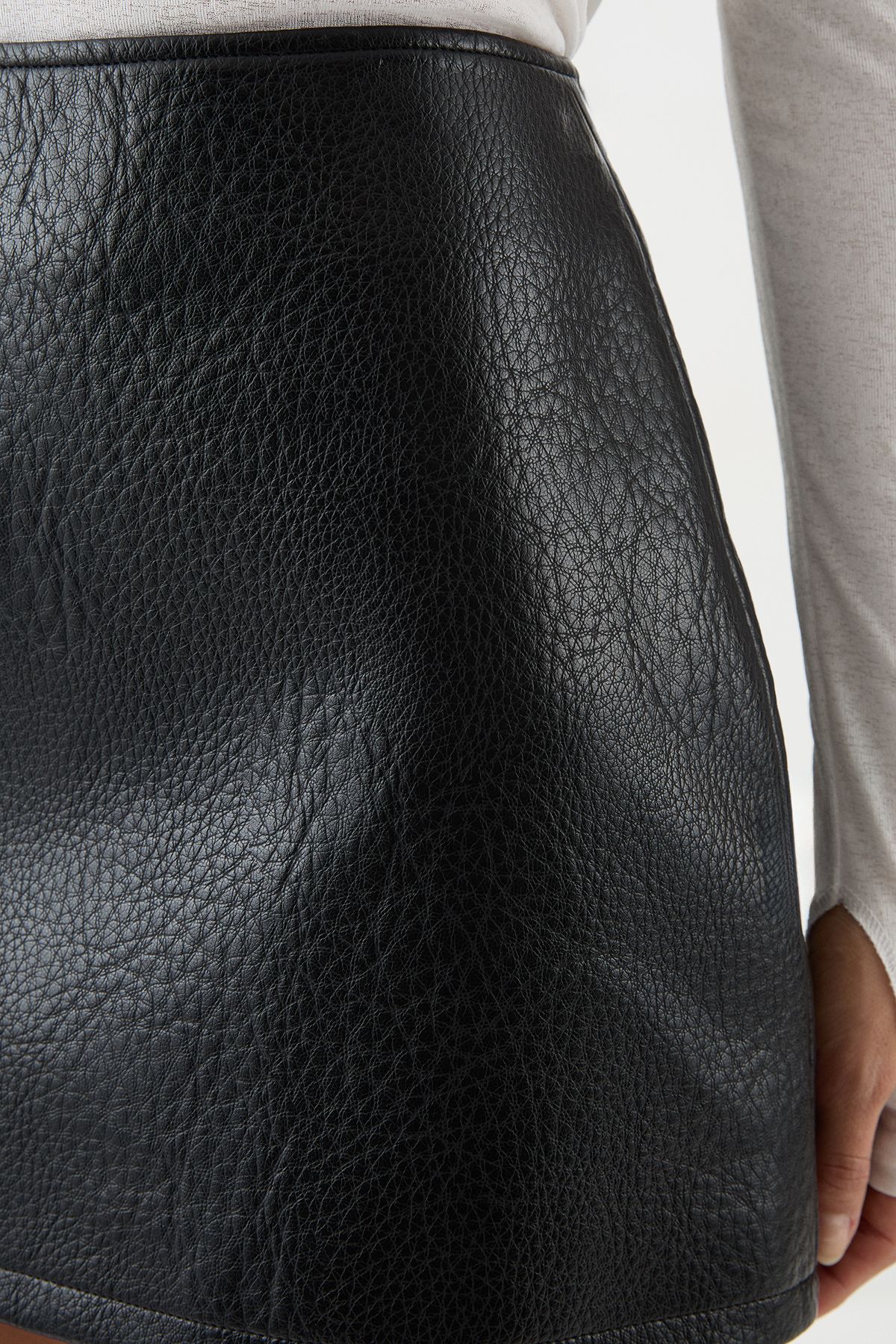 MissPap Faux Leather Mini Pelmet Skirt Black image 4