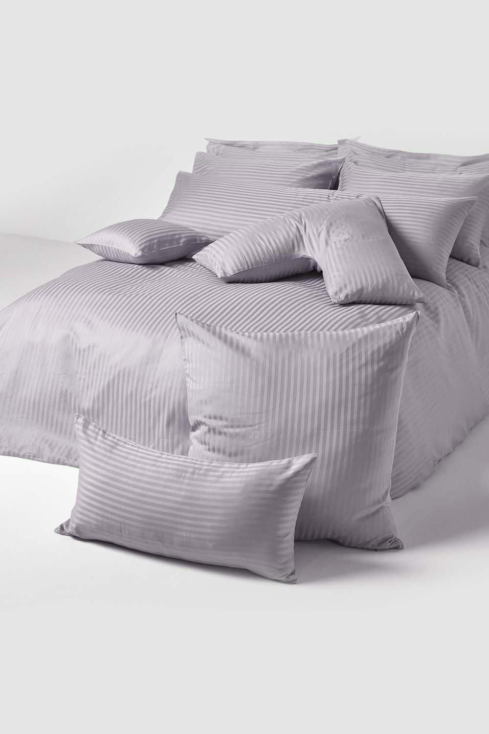 Homescapes Egyptian Cotton Super Soft V Shaped Pillowcase 330 TC image 5