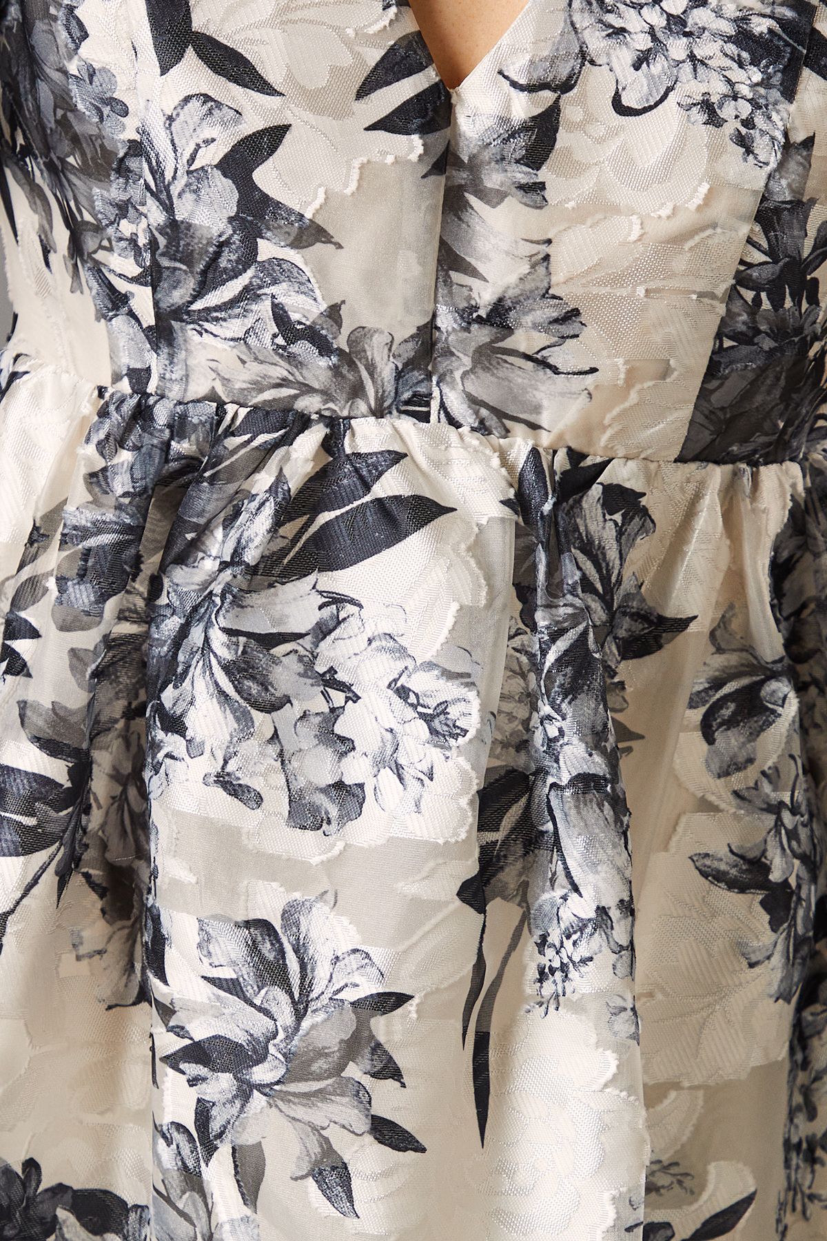 Coast V Neck Flutter Sleeve Jacquard Midi Dress Silver image 5