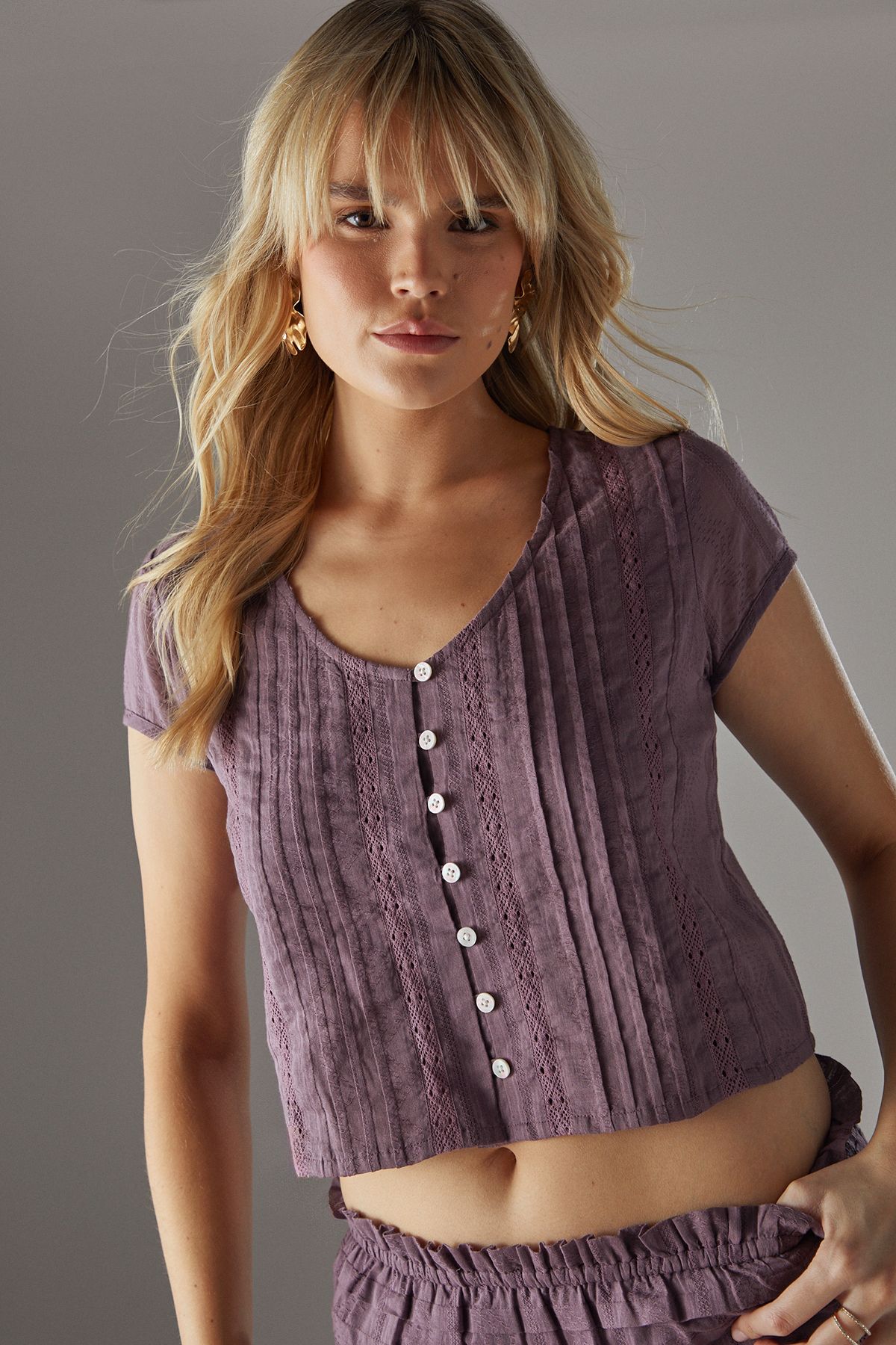 Warehouse Cotton Dobby Button Through Boho Crop Top Mauve image 3