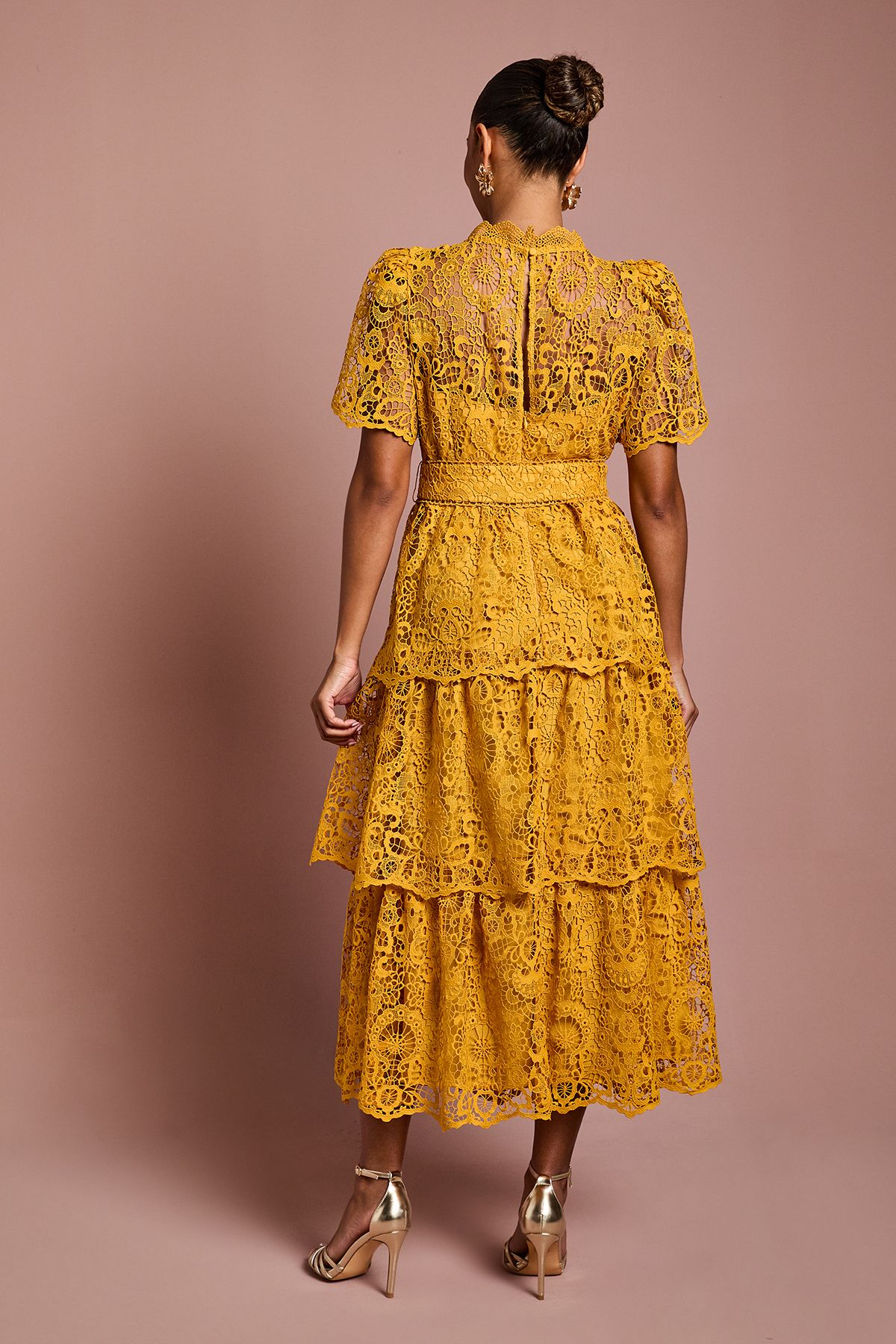 Coast Petite Short Sleeve V Neck Tiered Lace Midi Dress Gold image 3