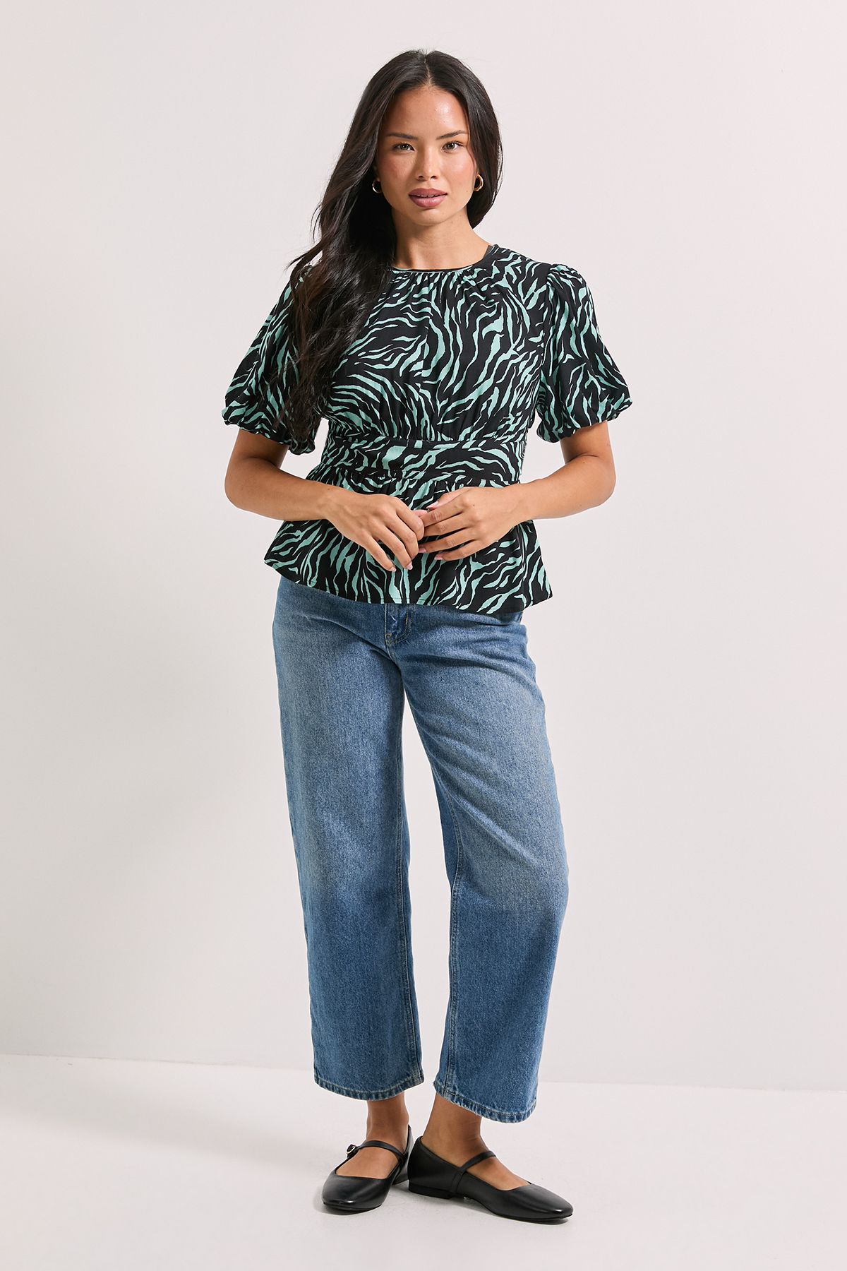 Dorothy Perkins Green Zebra Print Contrast Binding Peplum Top Green image 2