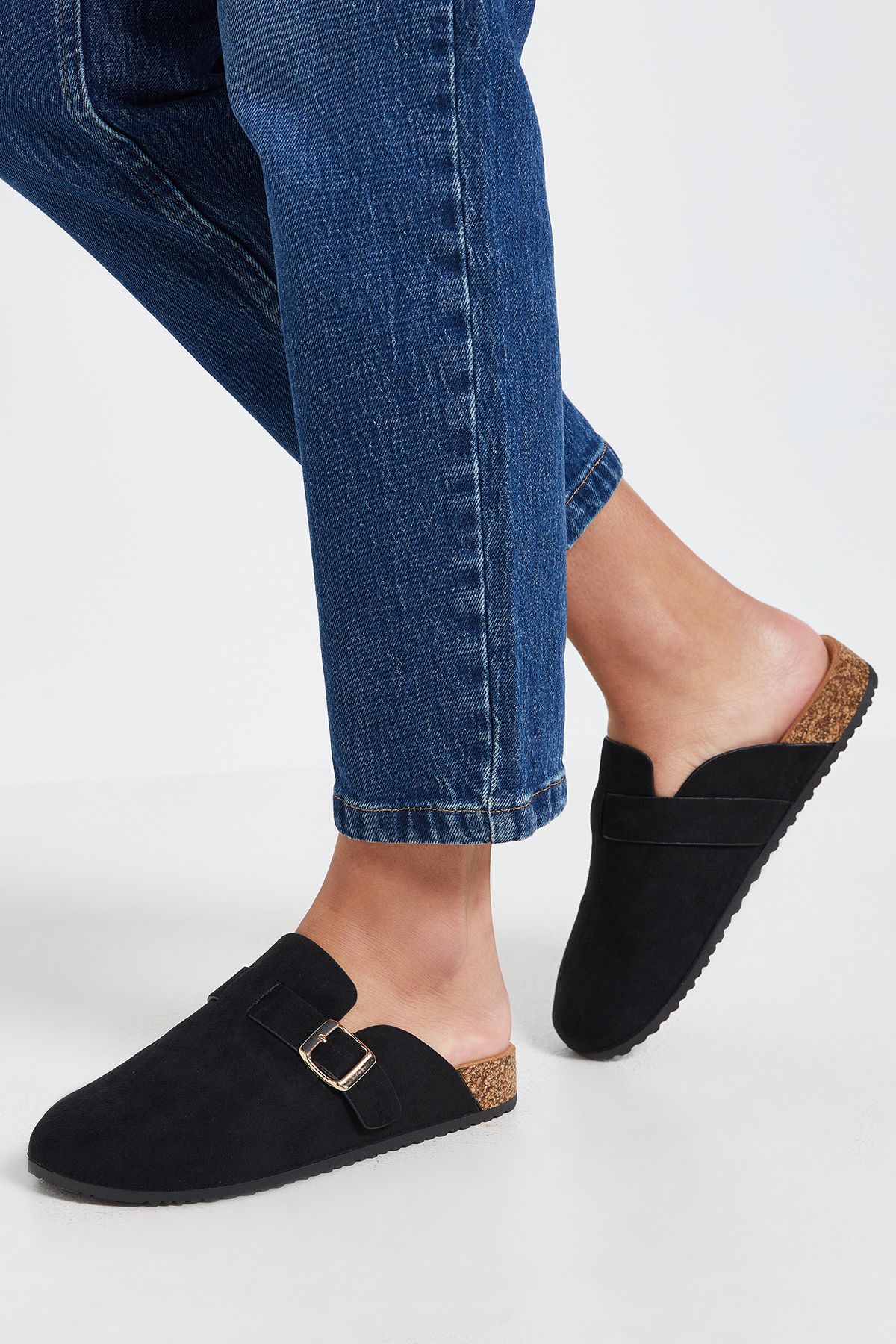Dorothy Perkins Aveline Faux Suede Closed Toe Footbed Mules Natural Black