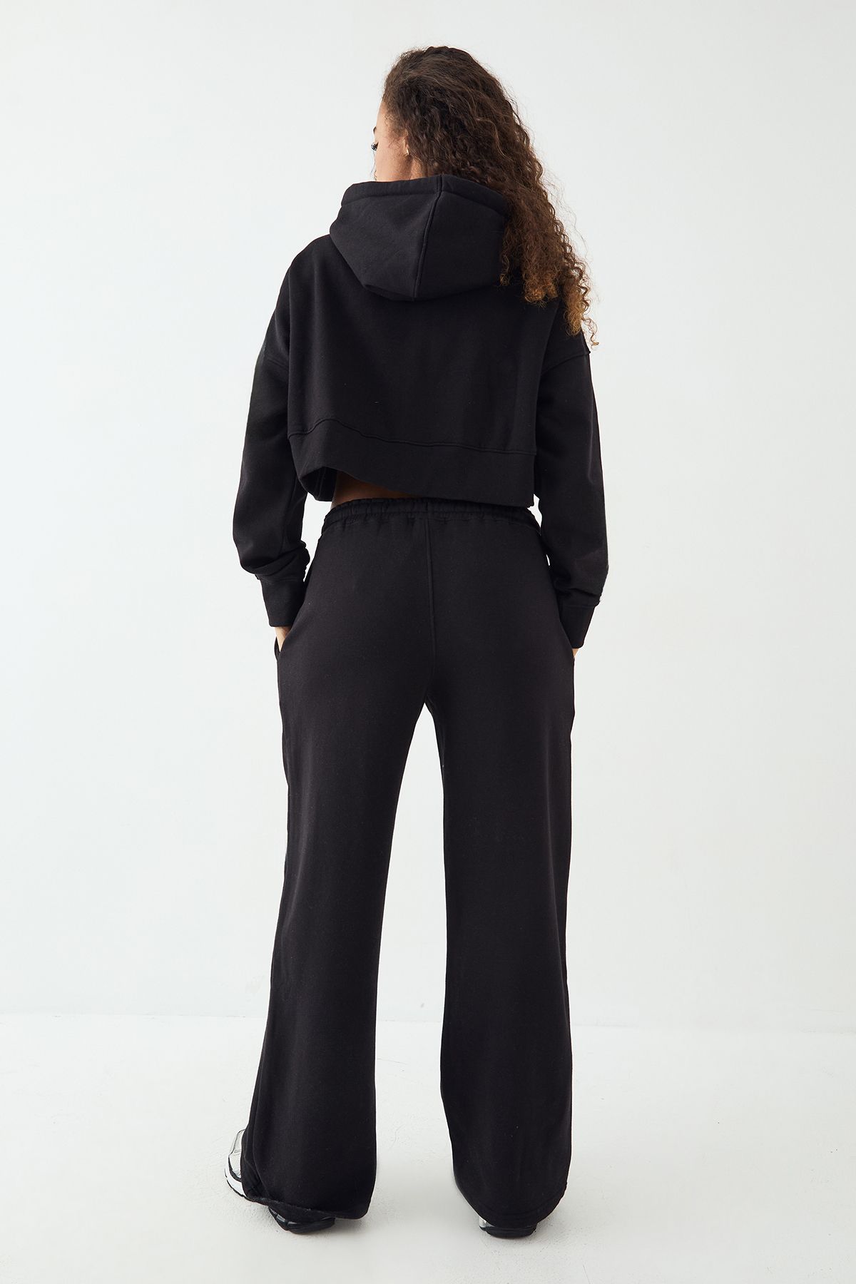 DSGN Studio DSGN Studio Contrast Drawcord Straight Leg Jogger Black image 2