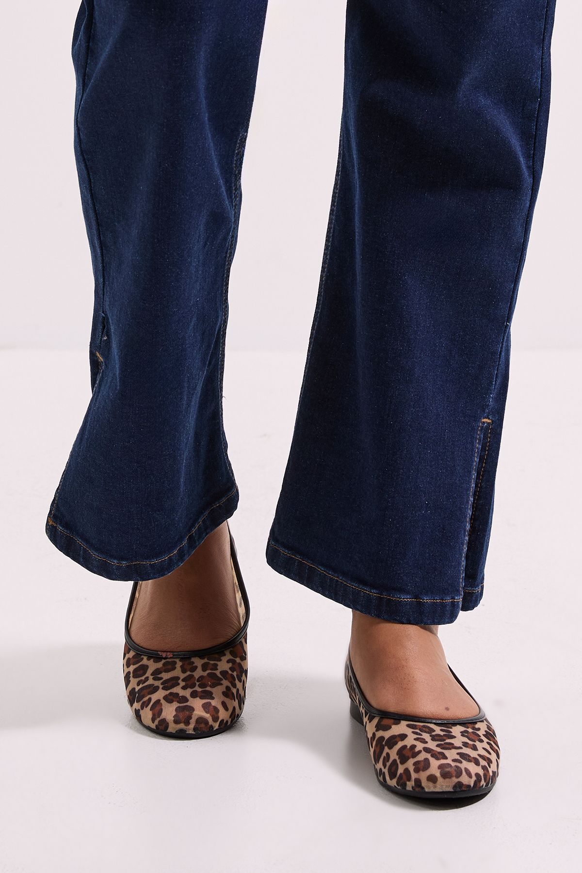 Dorothy Perkins Erica Mesh Ballerinas Leopard image 3