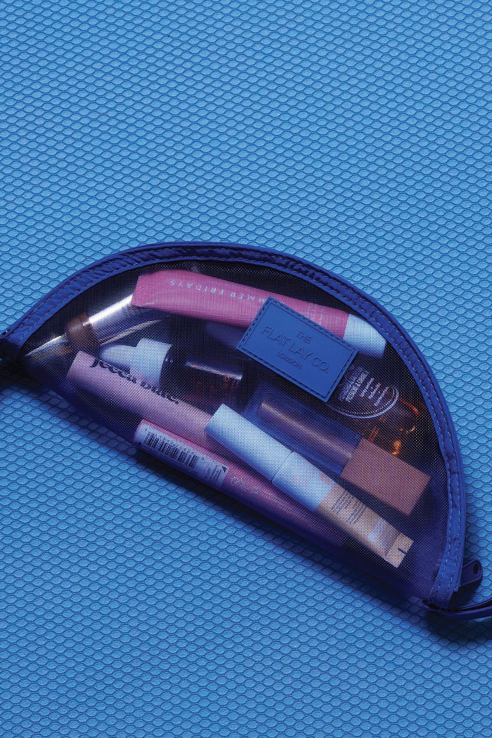 The Flat Lay Co Mesh Lunar Flat Lay Makeup Pouch - Cobalt Blue Multi image 5