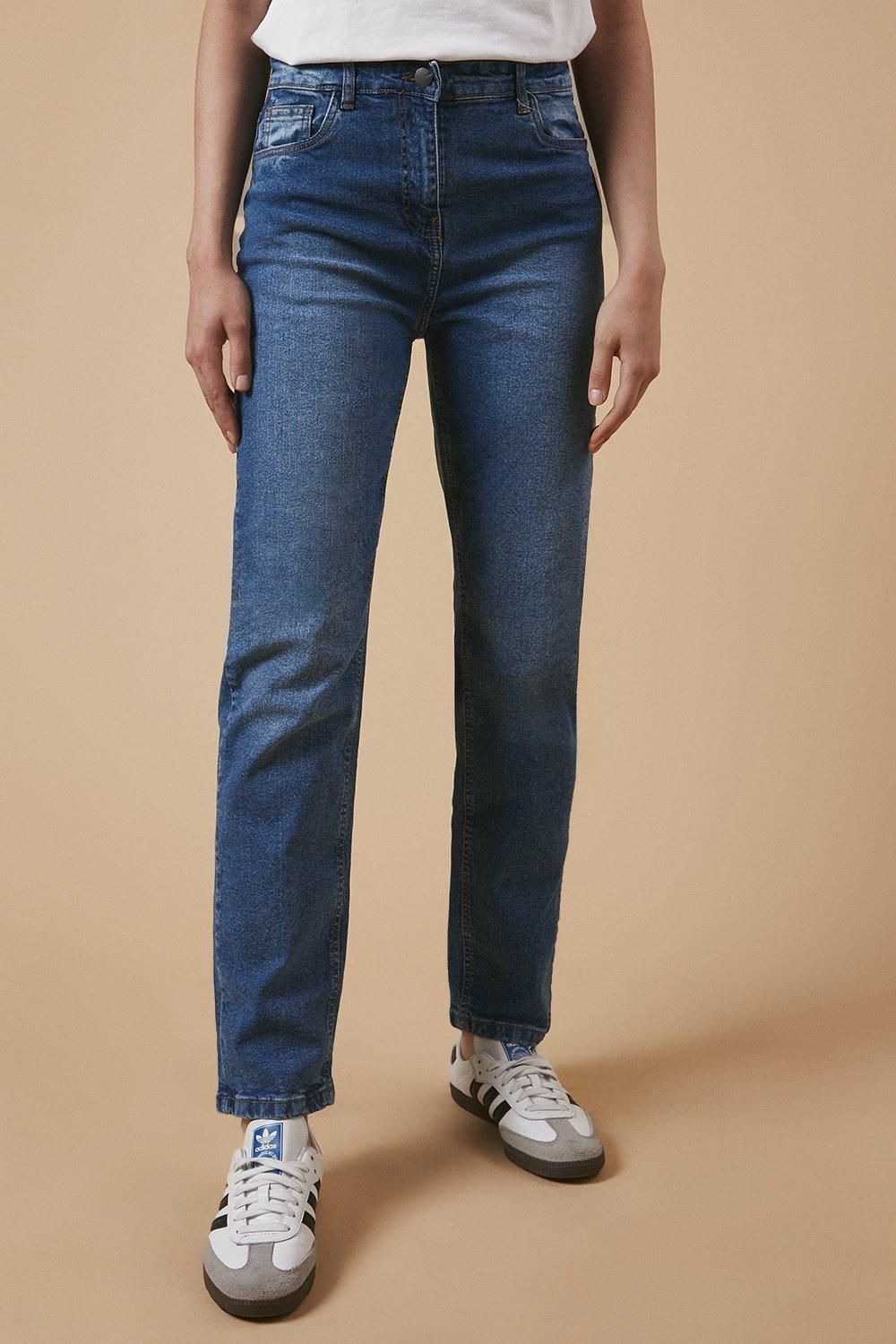 Oasis Slim Mom Jeans Mid Wash image 5