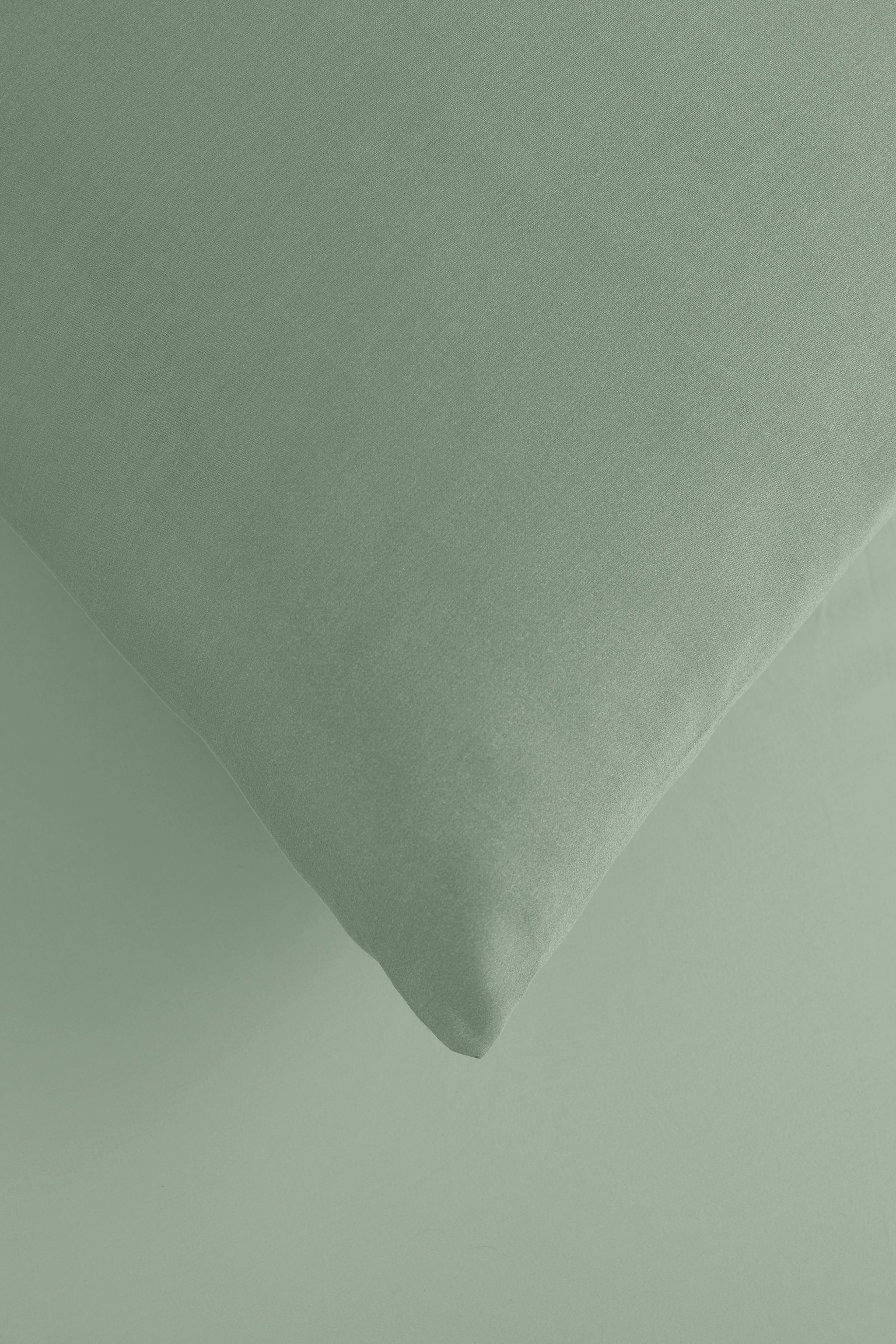 Bianca '400 Thread Count Cotton Sateen' Standard Pillowcases image 3