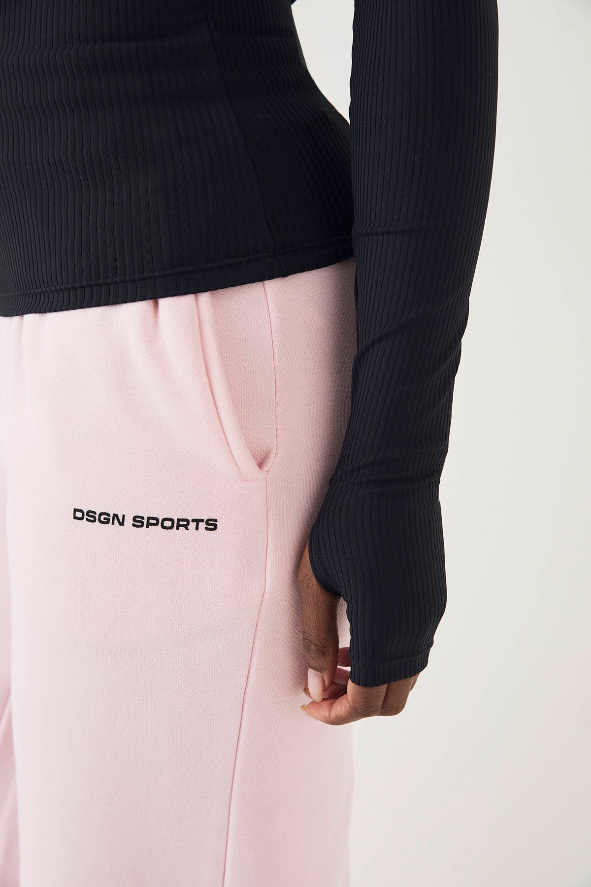 DSGN Studio DSGN Studio Ultra Sculpt Rib Long Sleeve Top Black image 4