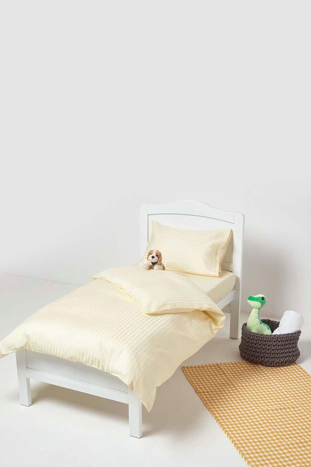 Homescapes Cotton Stripe Kids Pillowcases 40 x 60 cm 330 Thread Count, 2 Pack image 4