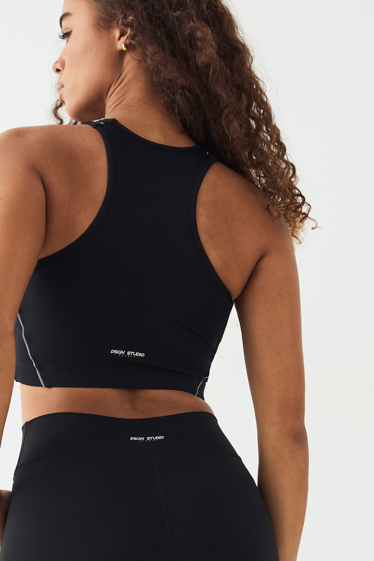 DSGN Studio DSGN Studio Reflective Binding Ultra Sculpt Sports Bra Black image 4
