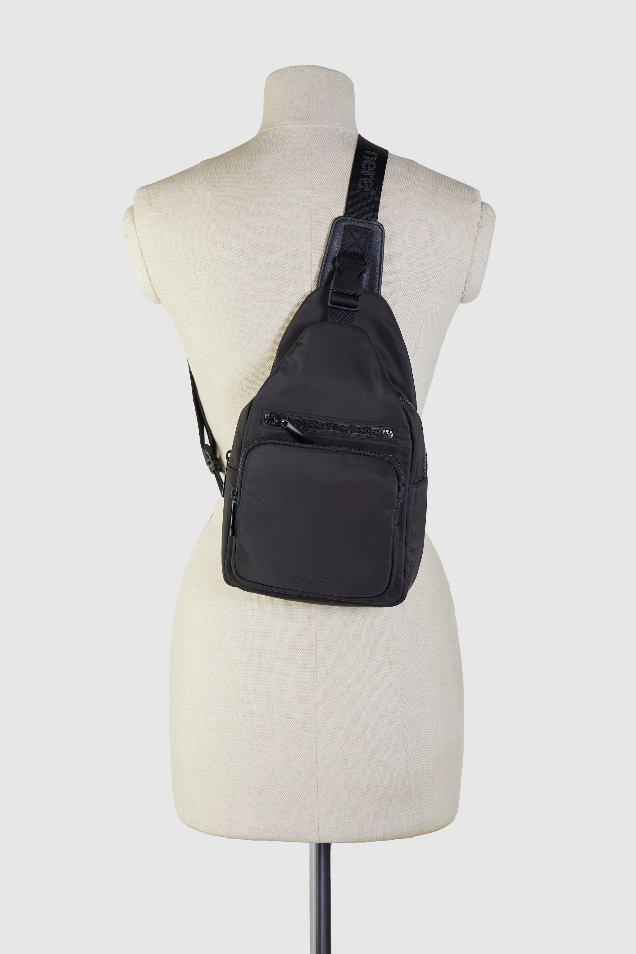 Nere Travel Seeker Sling Bag image 4