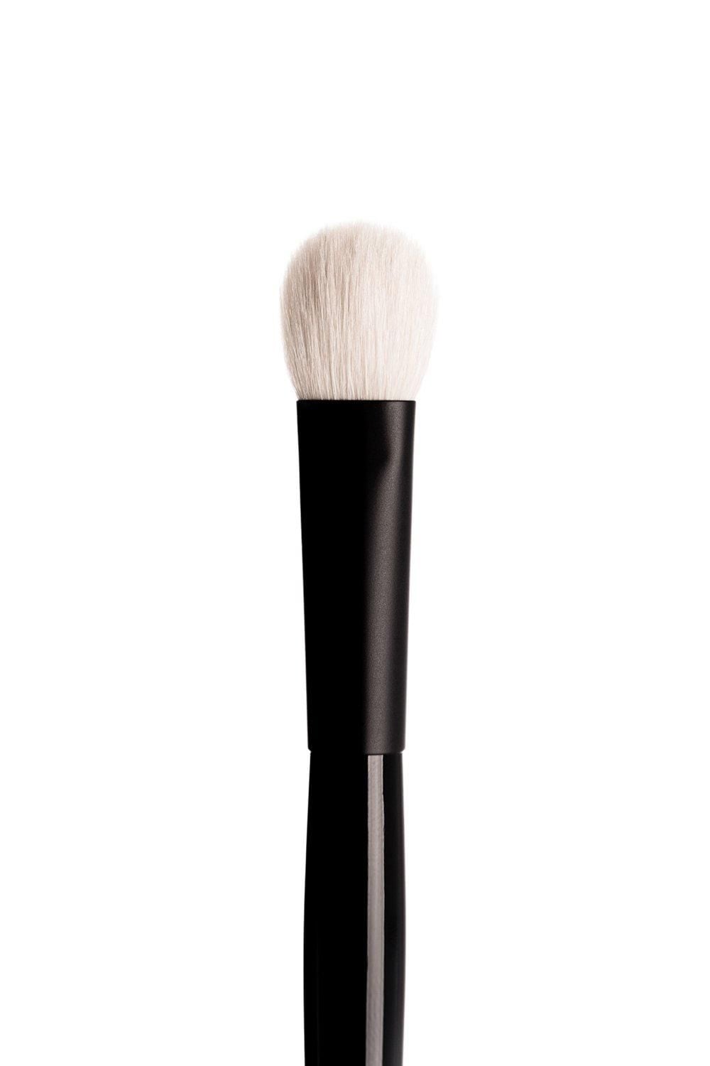 Wayne Goss E1 Large Eye Shadow Brush Black image 2