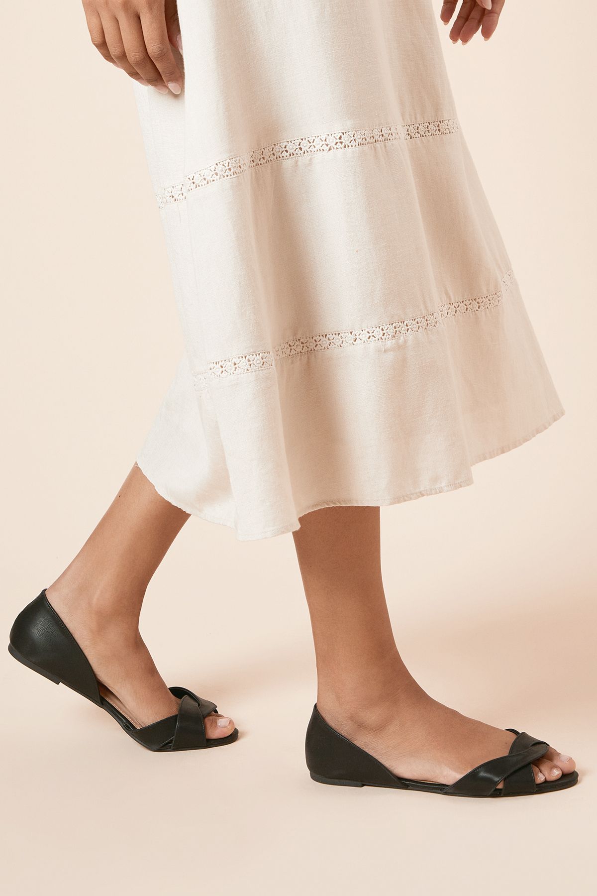 Dorothy Perkins Maddie Open Toe Ballet Pumps Black image 3