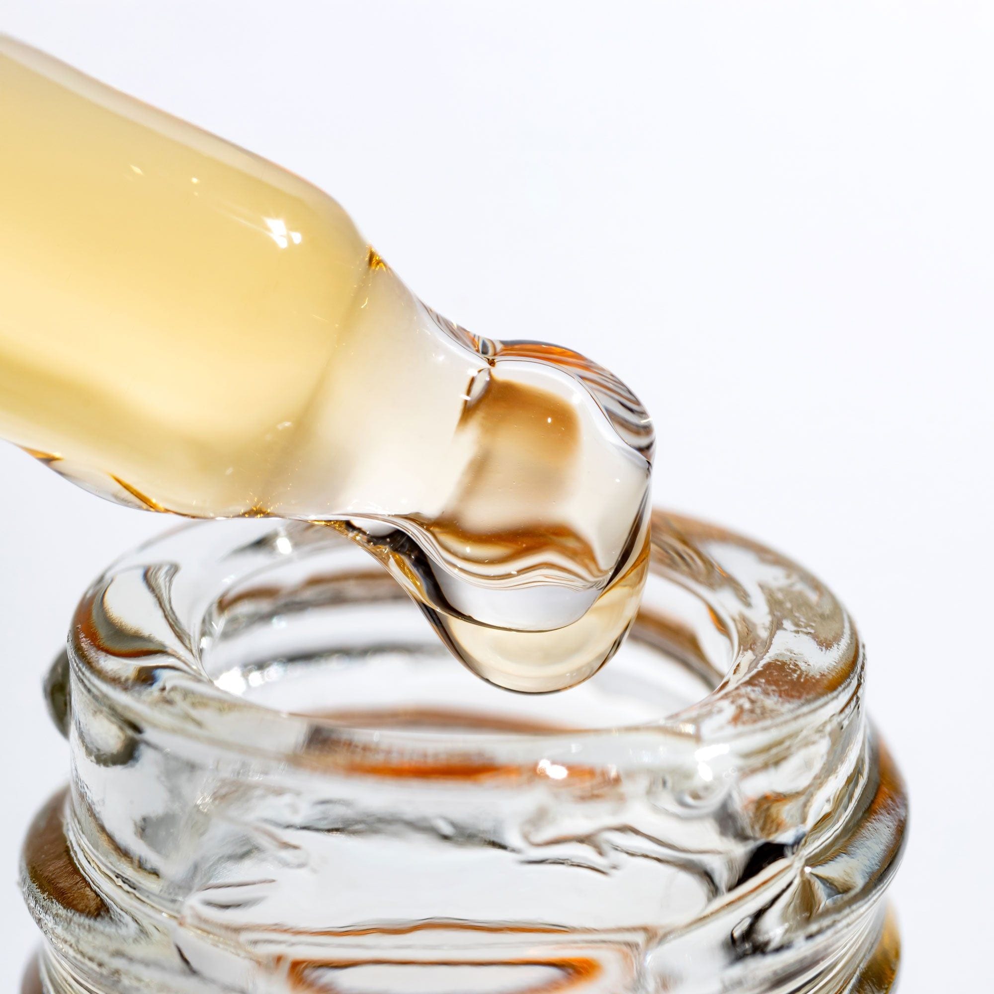 Dr. Botanicals Vitamin C 5% & Hyaluronic Acid 2% Hydrating Facial Serum 30ml image 4